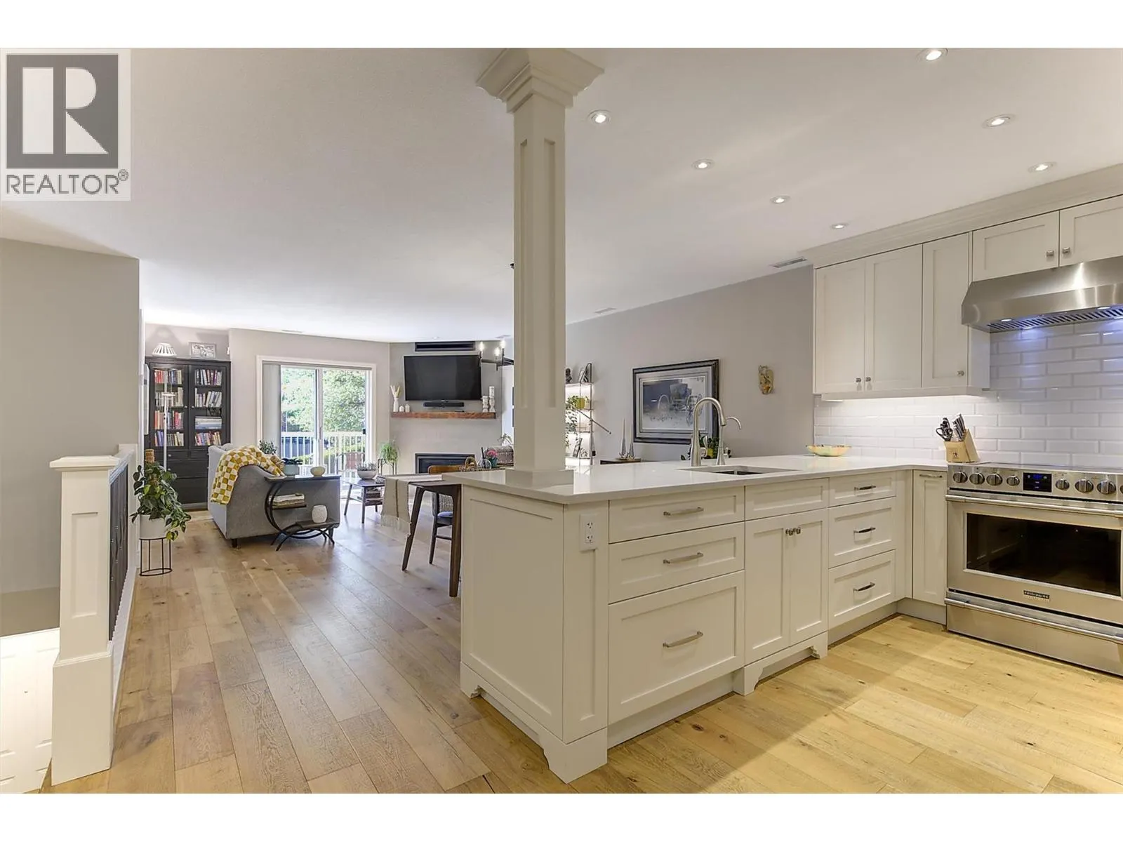 2350 Stillingfleet Road Unit# 216