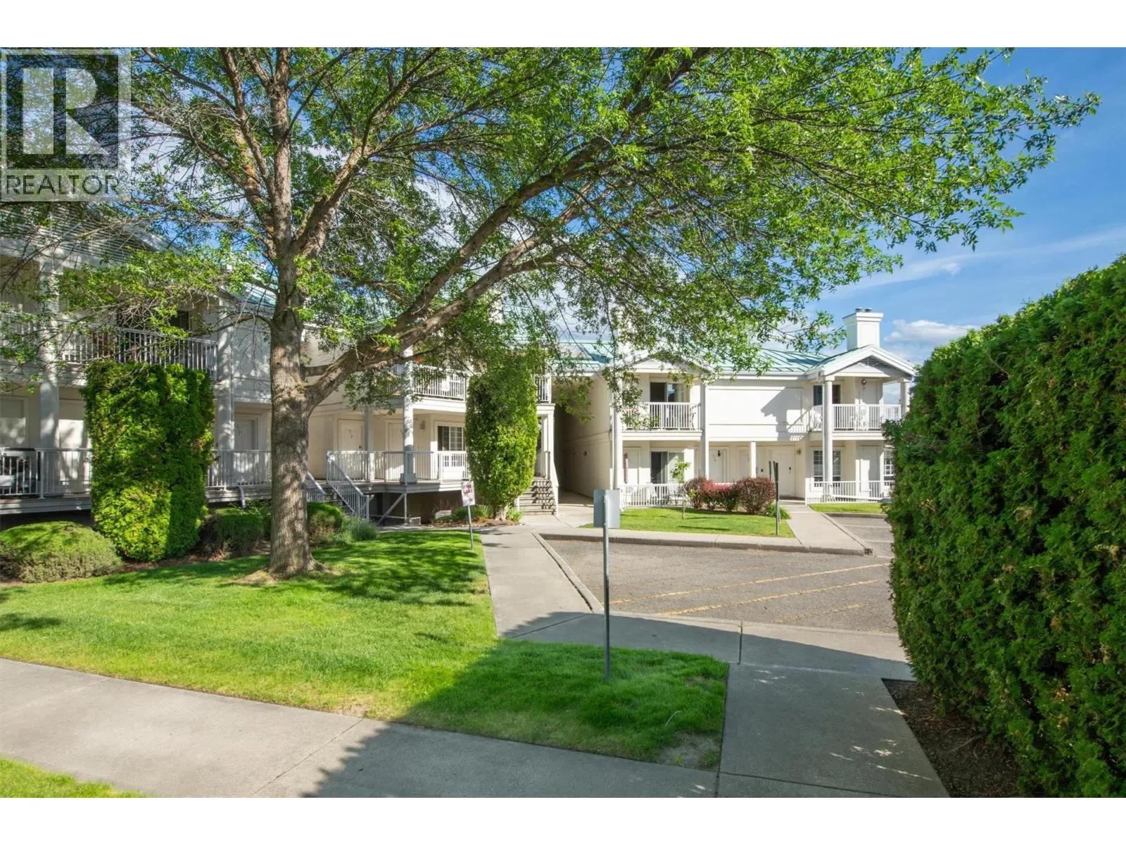 2350 Stillingfleet Road Unit# 216