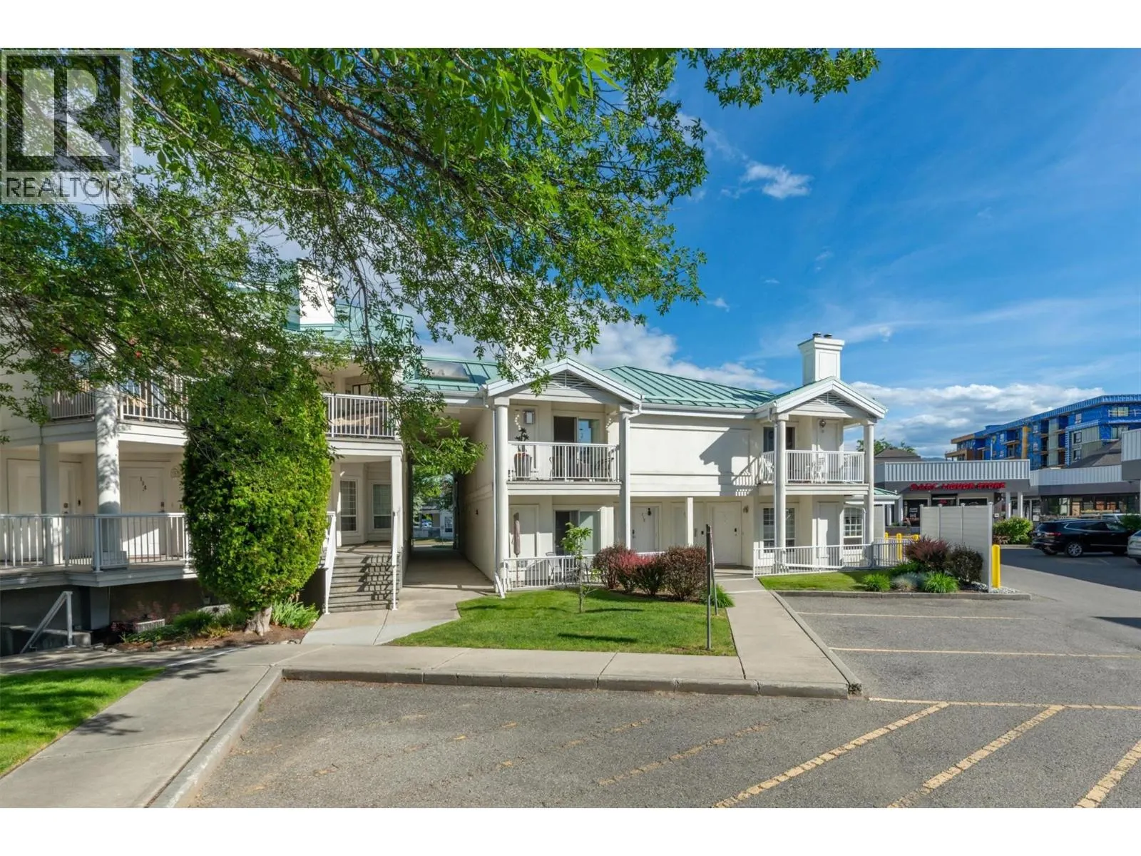 2350 Stillingfleet Road Unit# 216