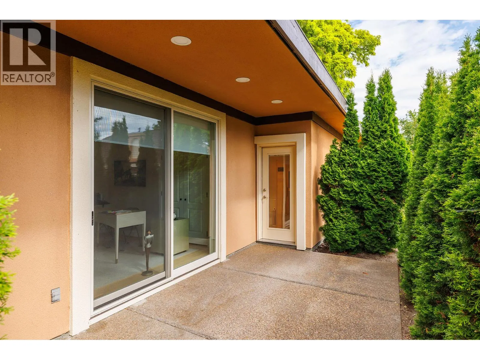 2368 Abbott Street Unit# 4