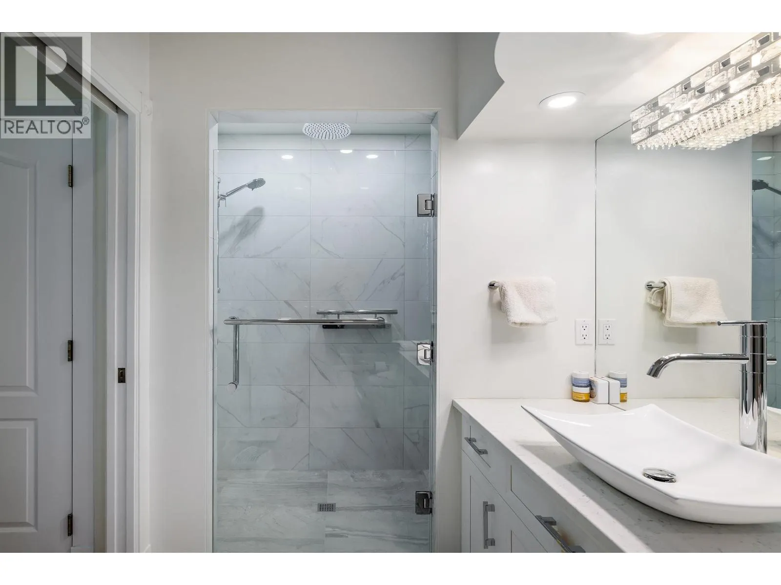 2368 Abbott Street Unit# 4