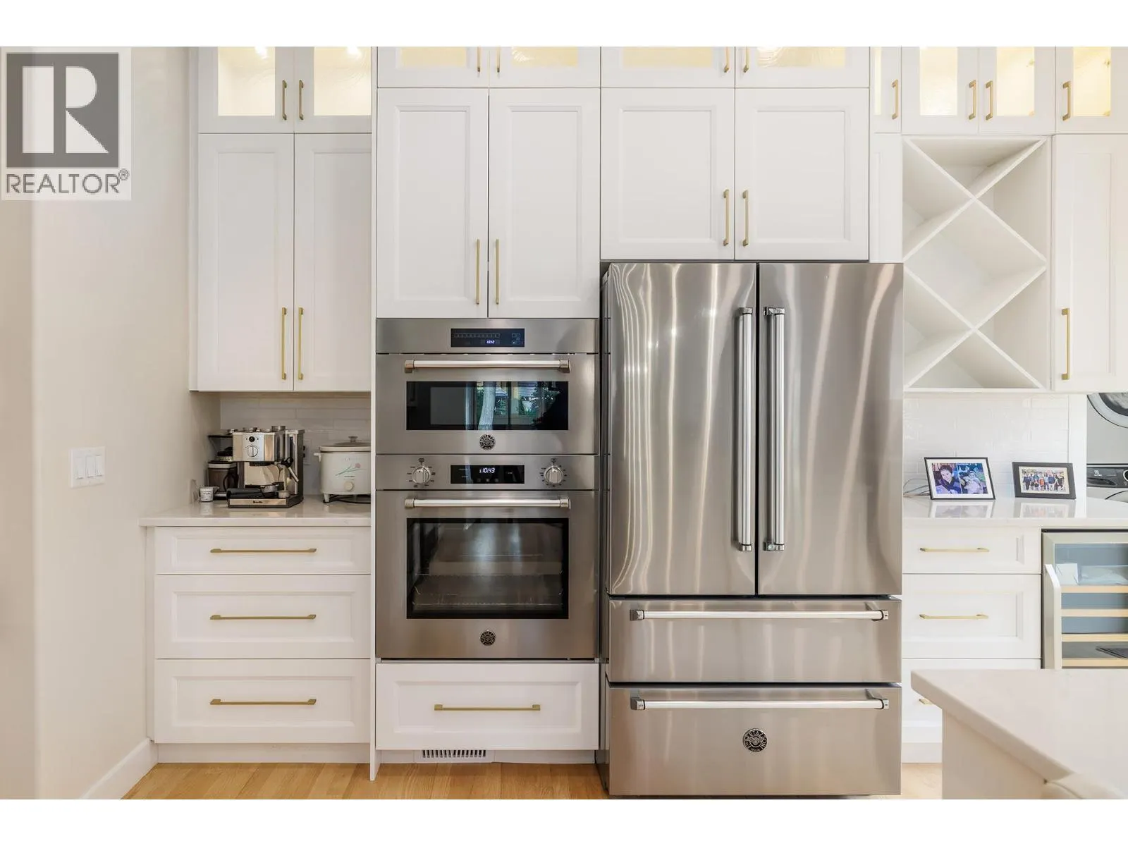 2368 Abbott Street Unit# 4