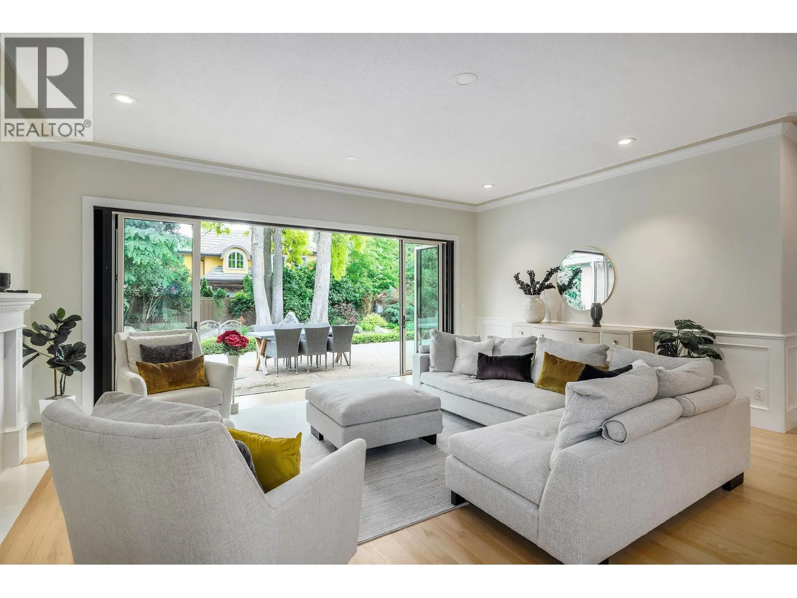 2368 Abbott Street Unit# 4