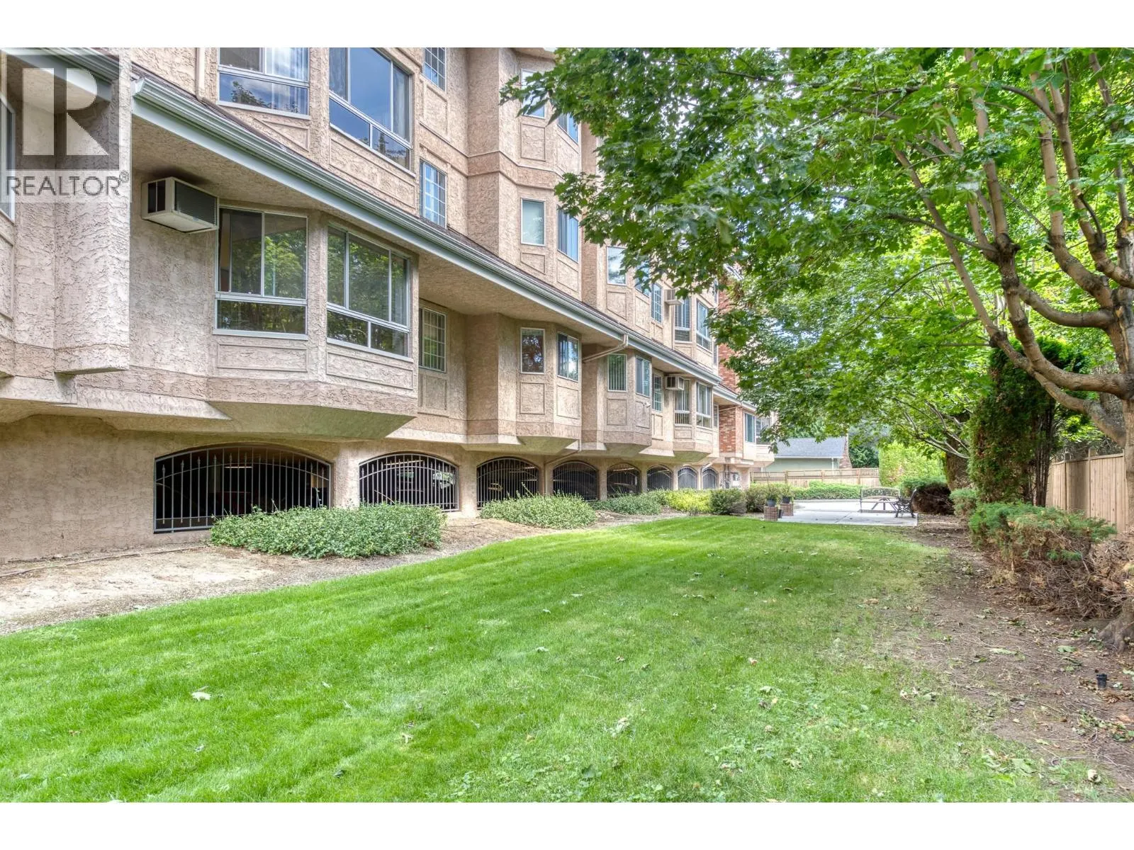 945 Lawrence Avenue Unit# 103