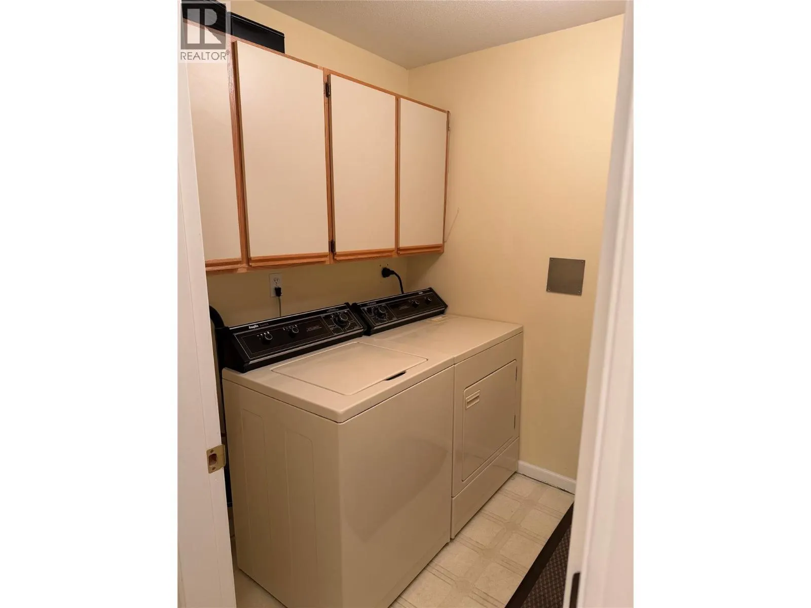 945 Lawrence Avenue Unit# 103