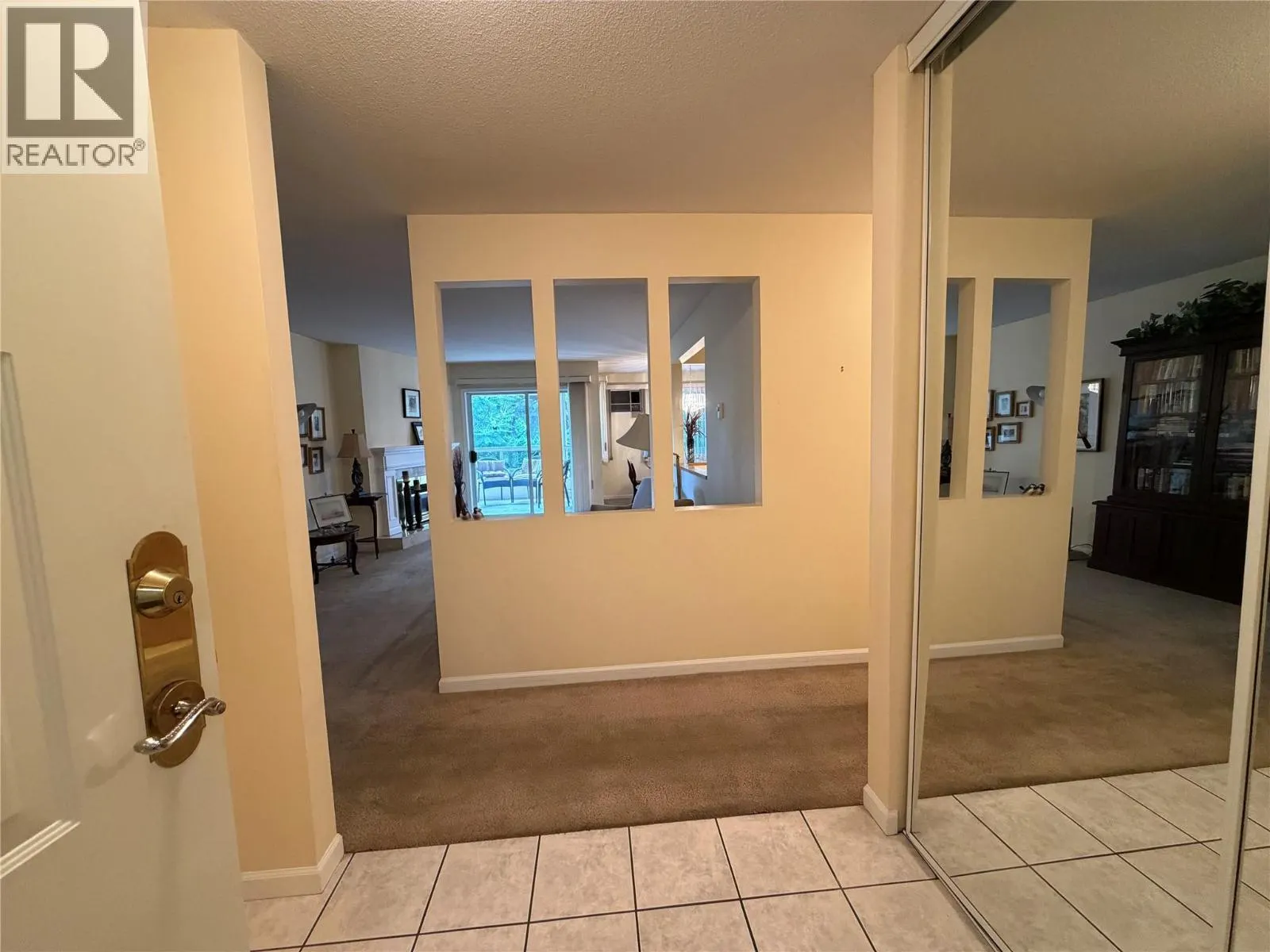945 Lawrence Avenue Unit# 103