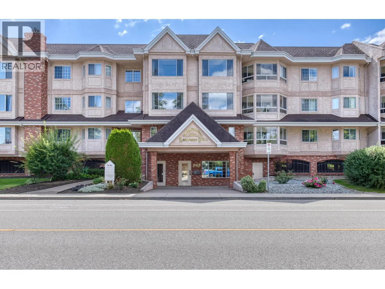 945 Lawrence Avenue Unit# 103