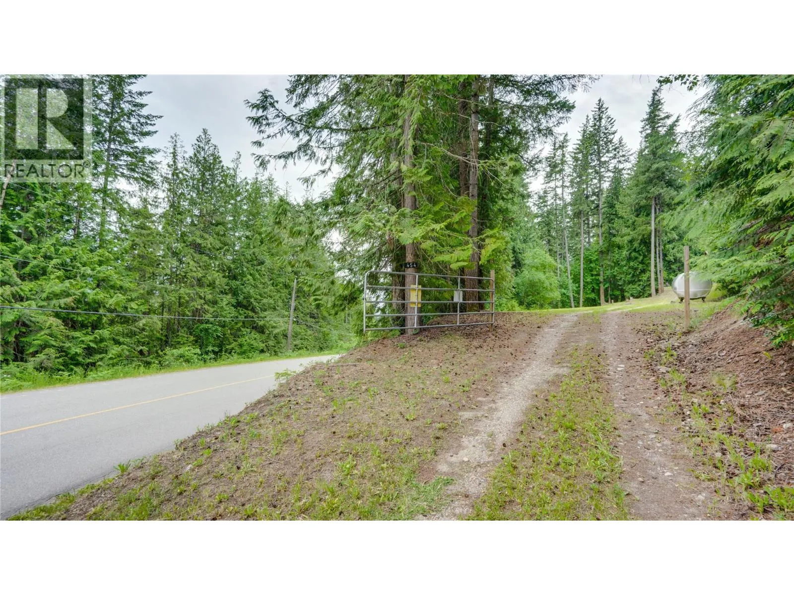 454 Grandview Bench Road