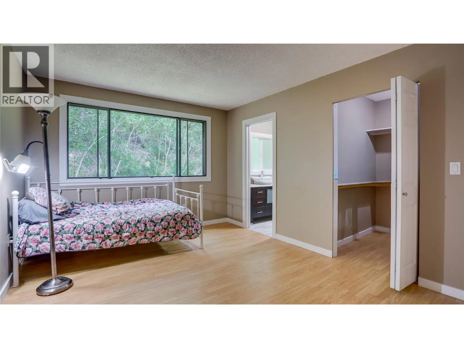 454 Grandview Bench Road