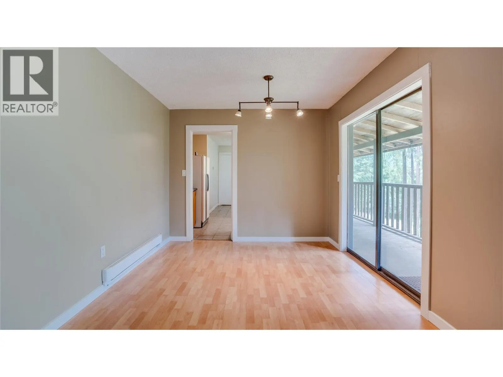 454 Grandview Bench Road