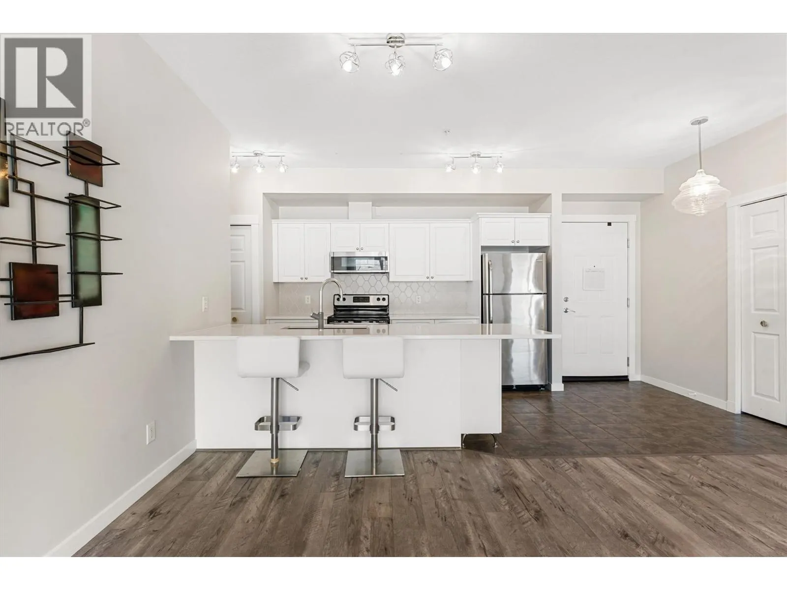 3550 Woodsdale Road Unit# 303