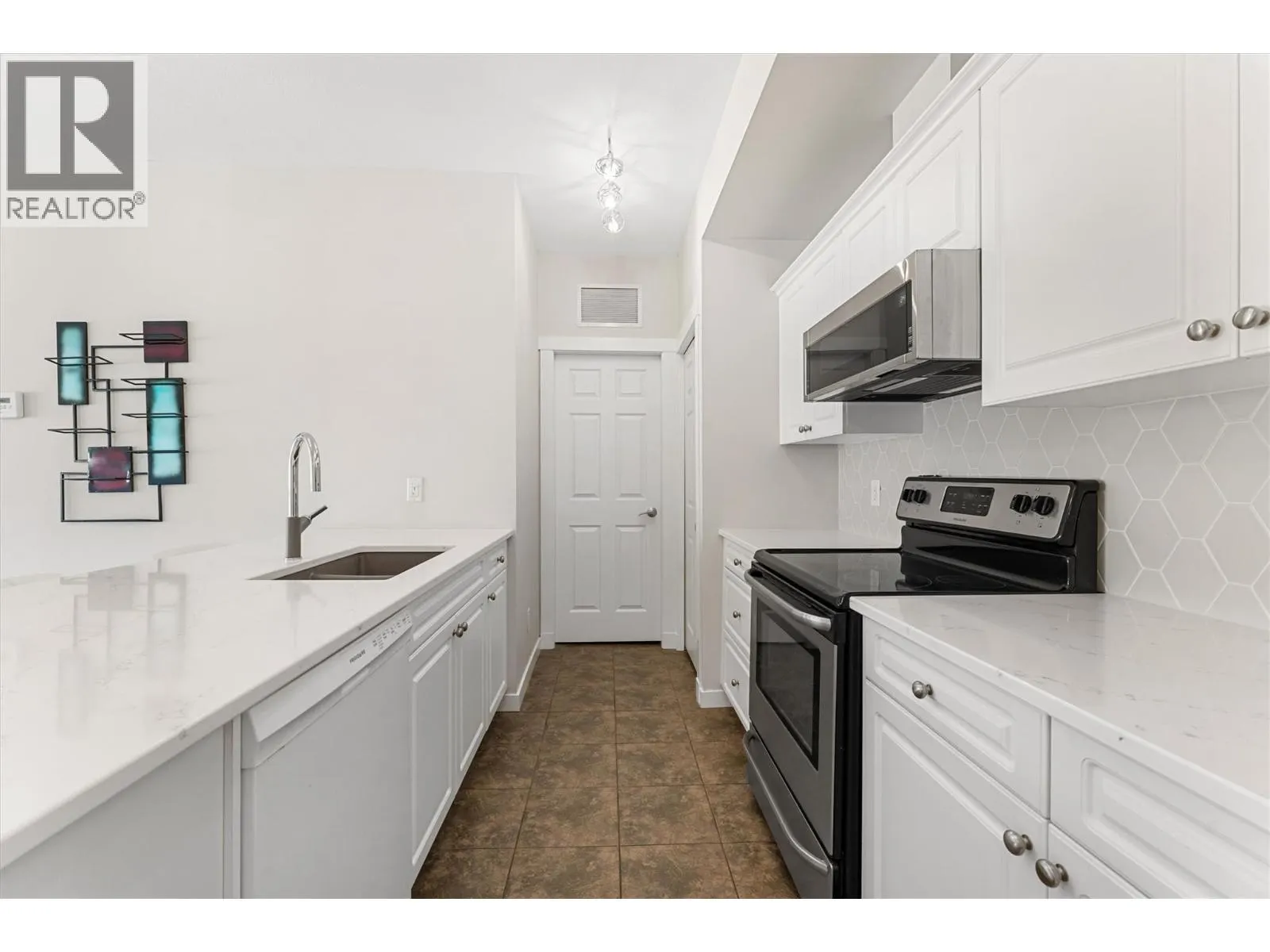 3550 Woodsdale Road Unit# 303