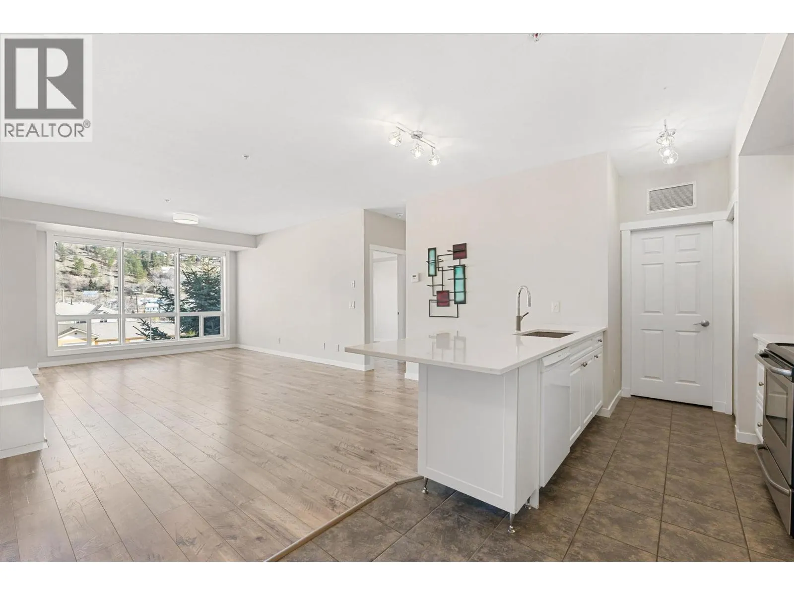 3550 Woodsdale Road Unit# 303