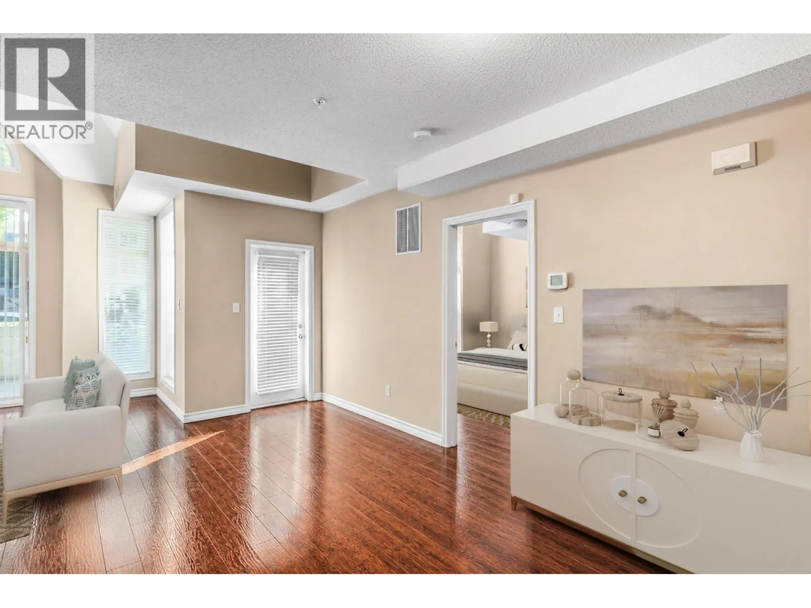 1128 Sunset Drive Unit# 102
