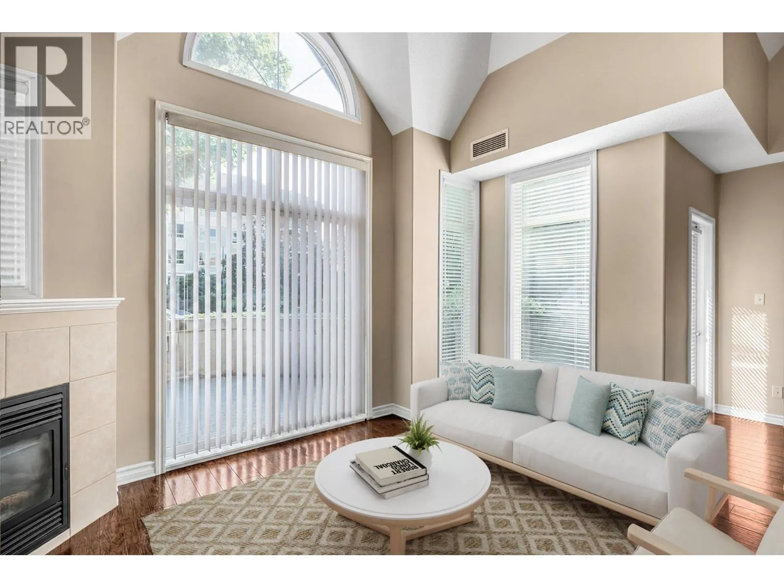 1128 Sunset Drive Unit# 102