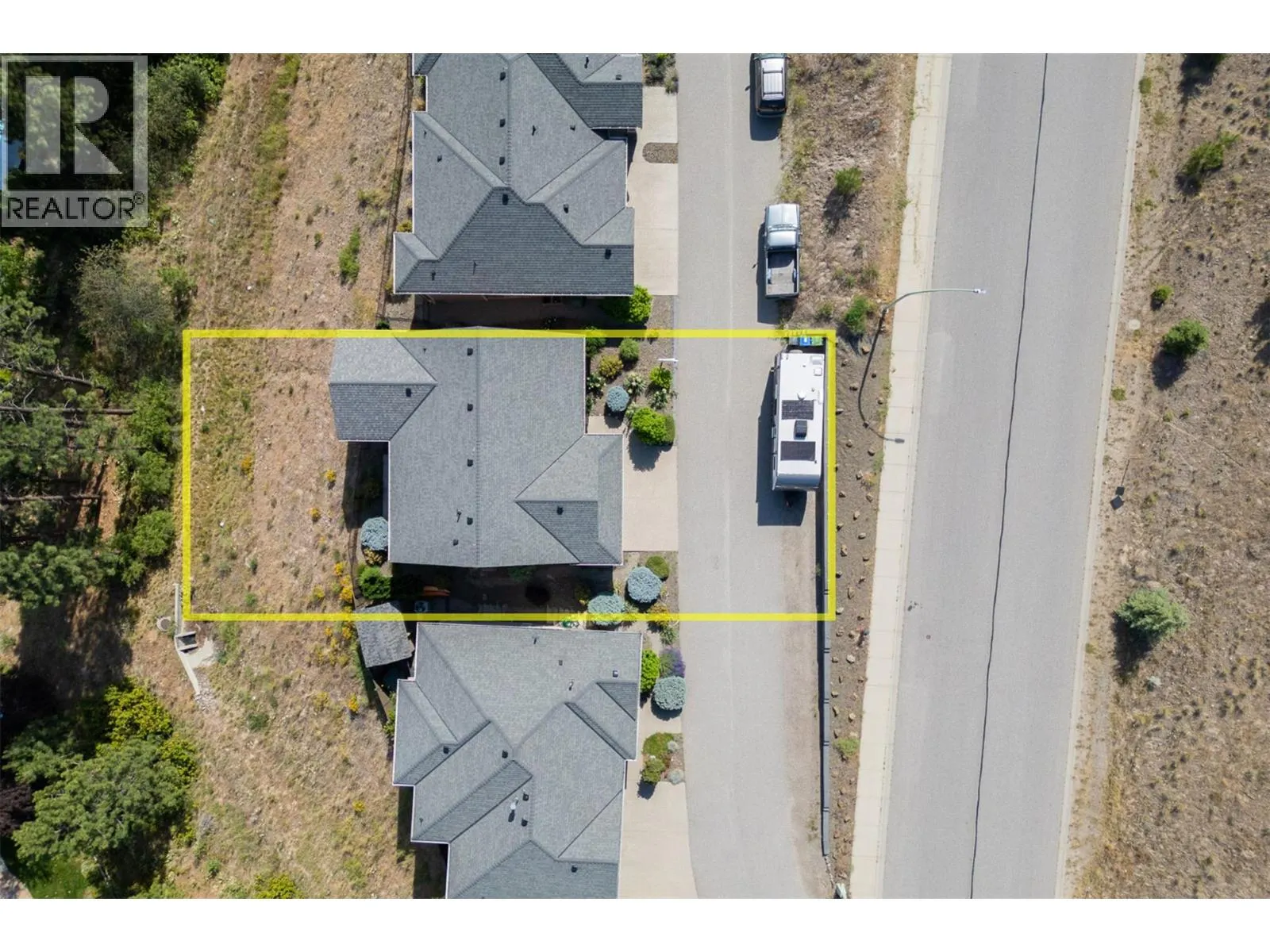 1915 Rosealee Lane
