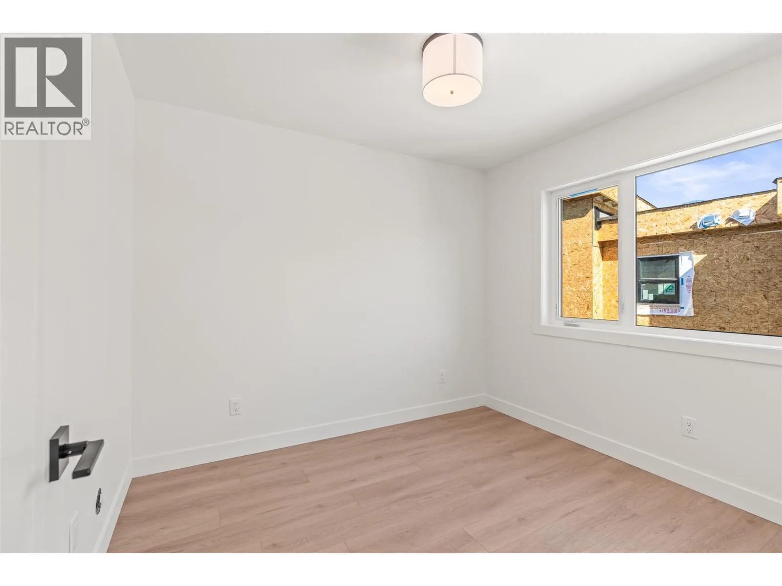 4200 30 Street Unit# 4 Lot# 2