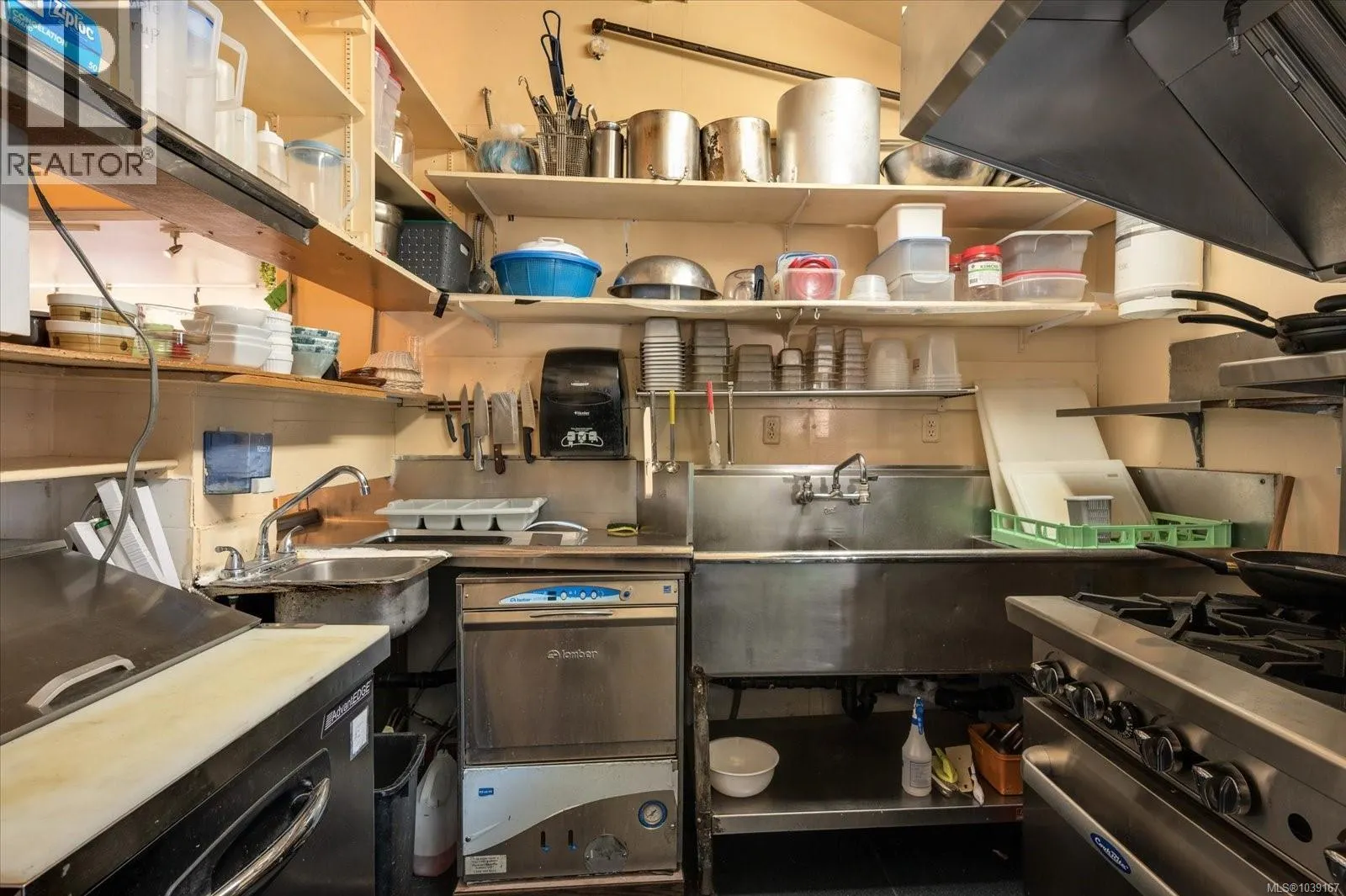 14&15 221 Second Ave W