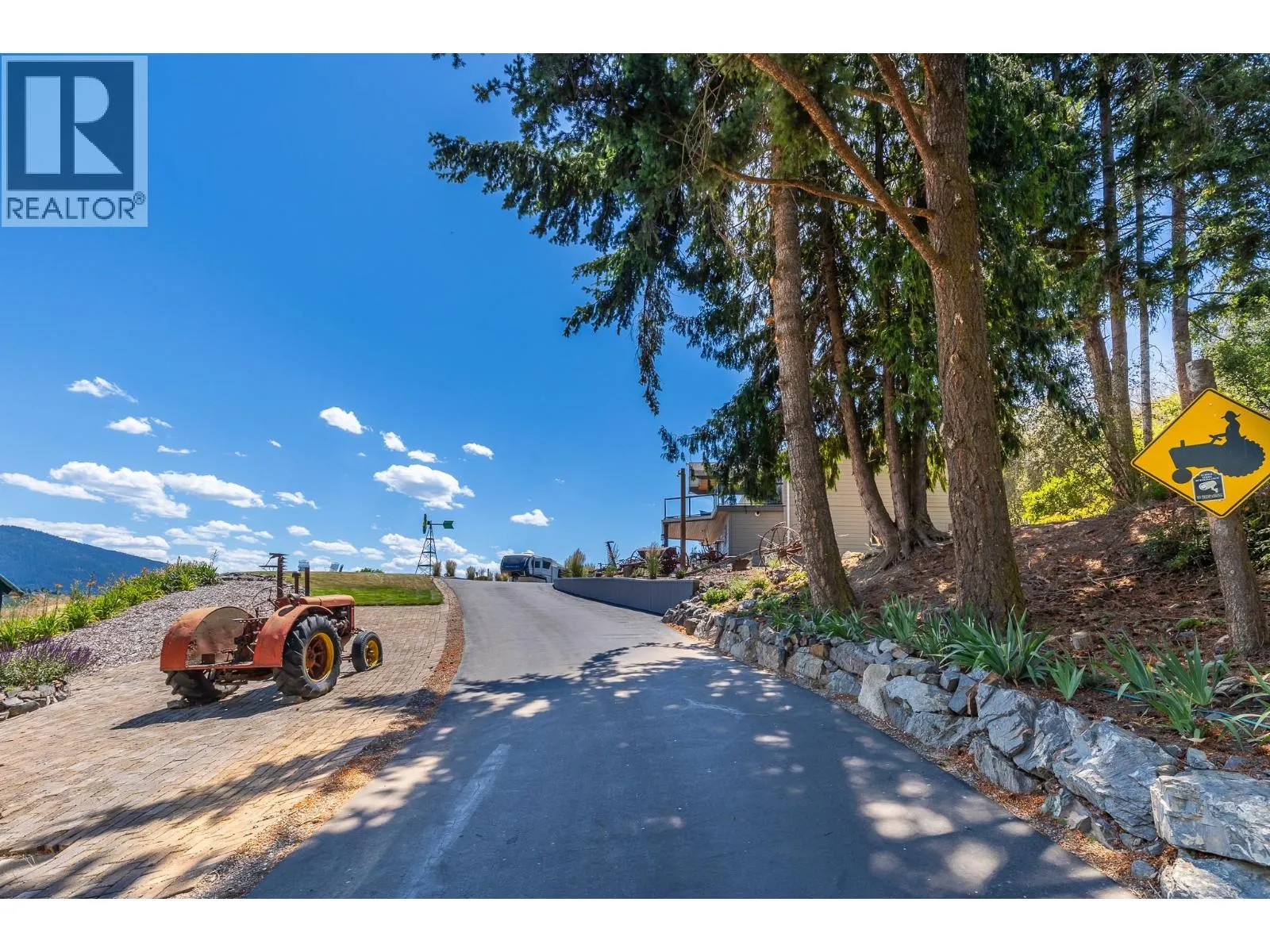 6902 Old Kamloops Road