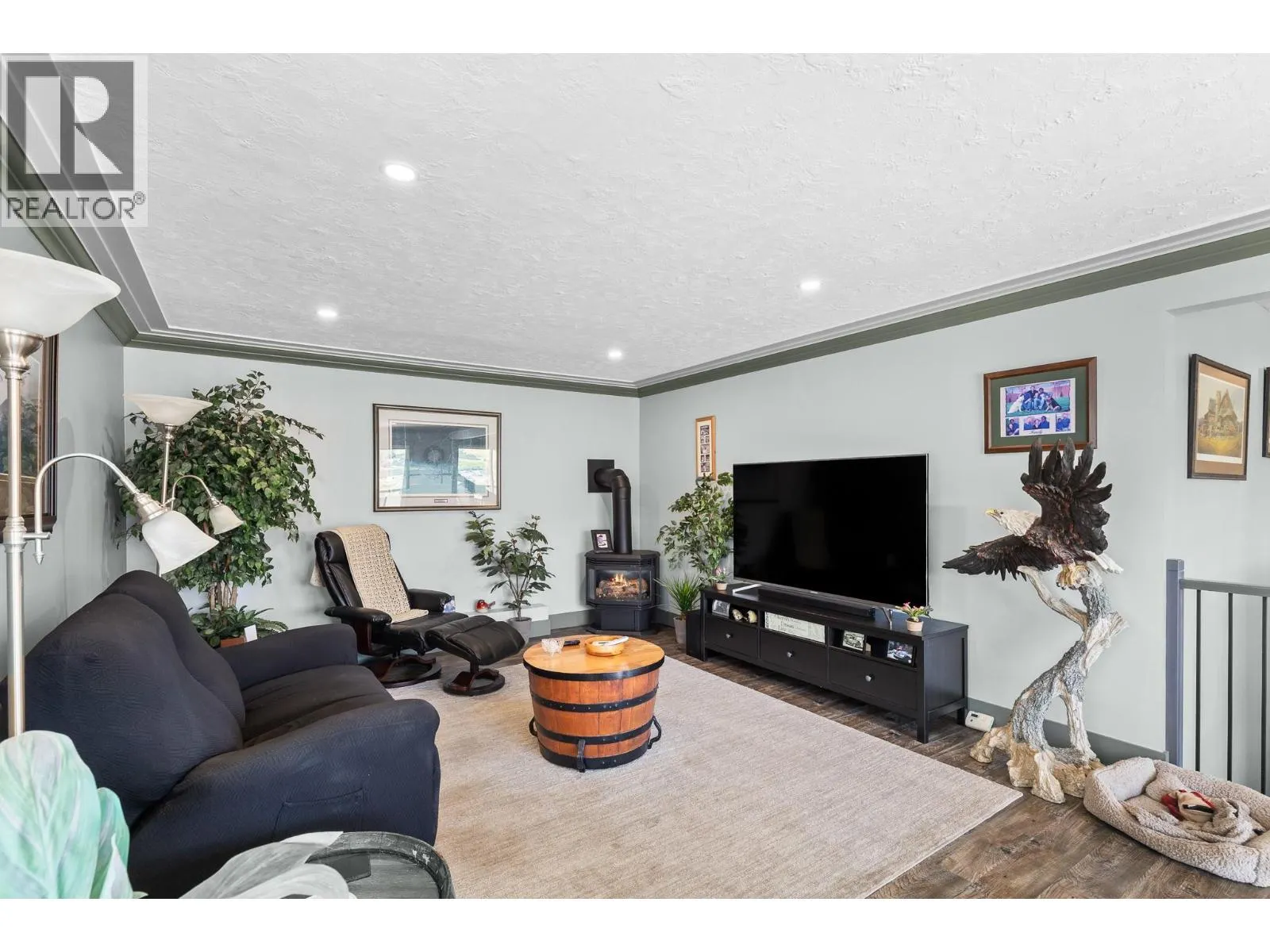6902 Old Kamloops Road