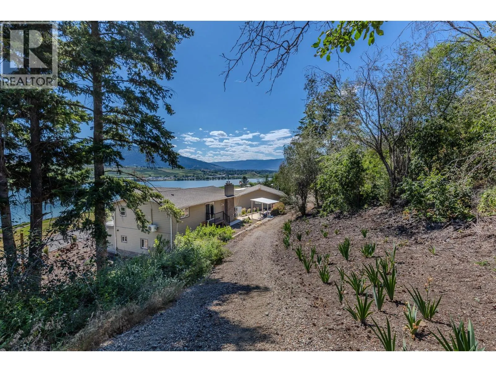 6902 Old Kamloops Road