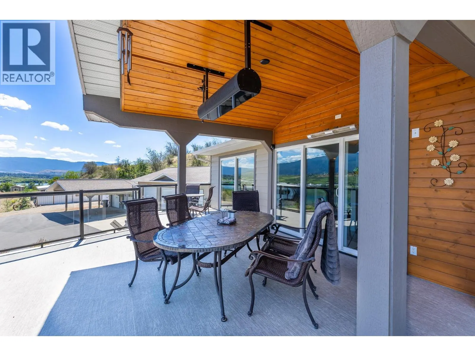 6902 Old Kamloops Road