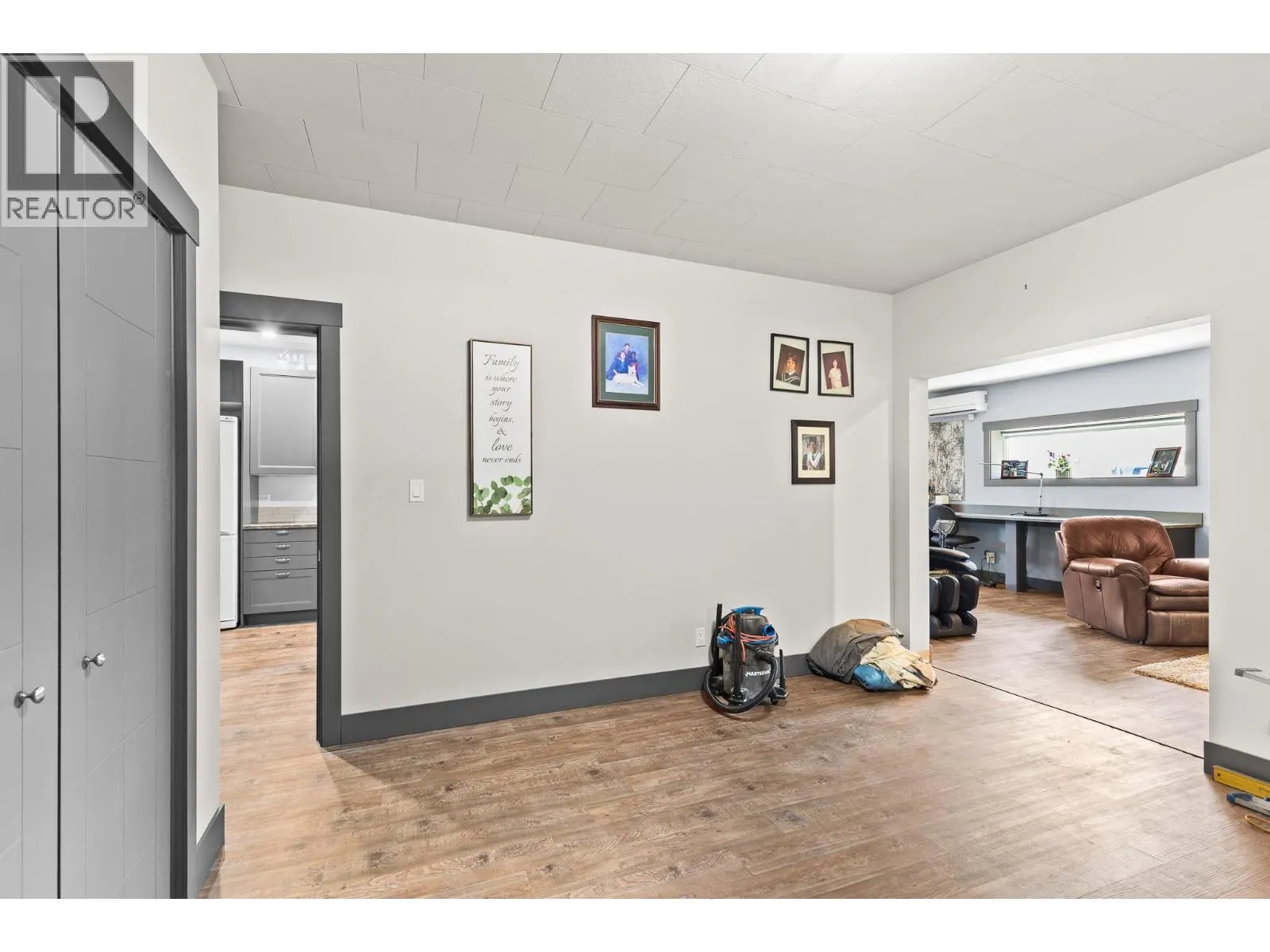 6902 Old Kamloops Road