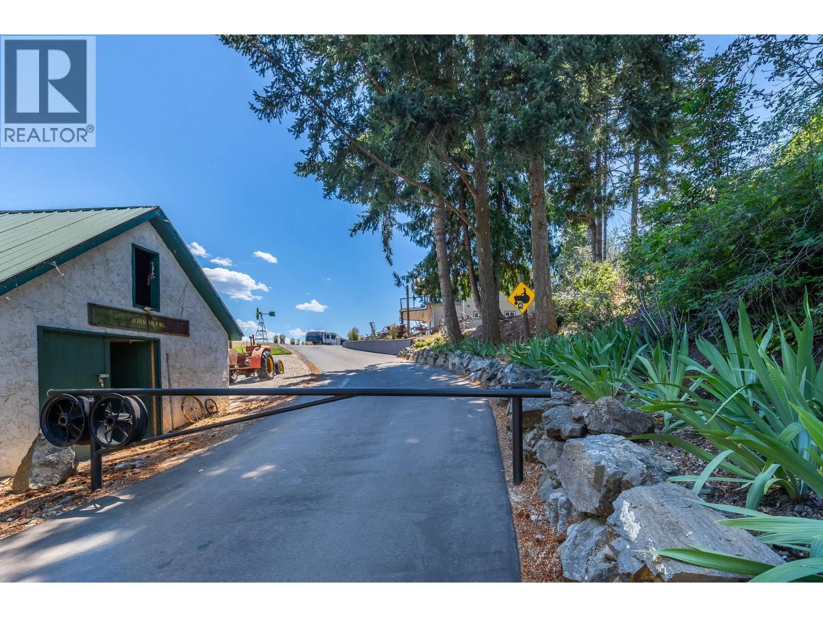 6902 Old Kamloops Road