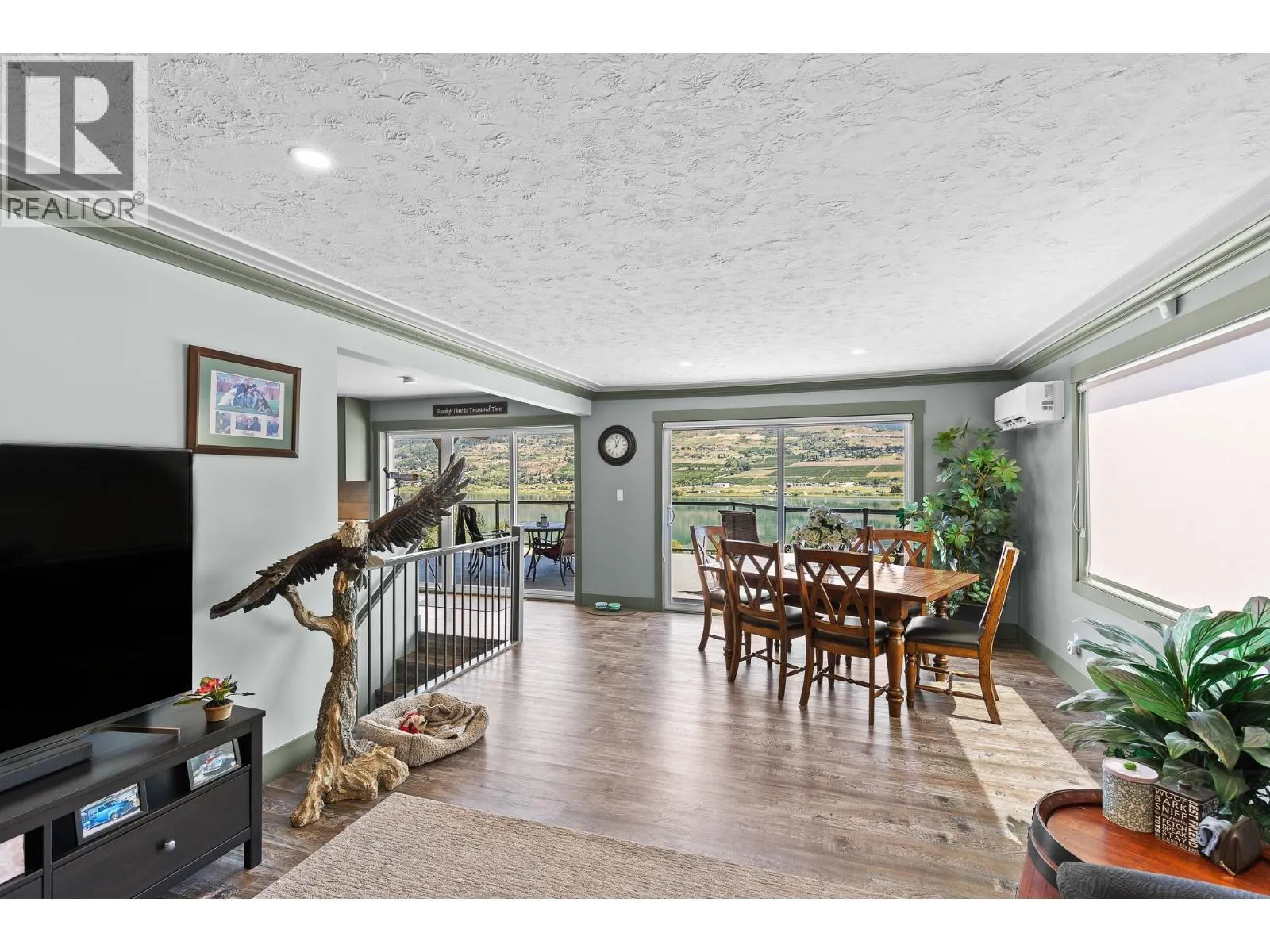 6902 Old Kamloops Road