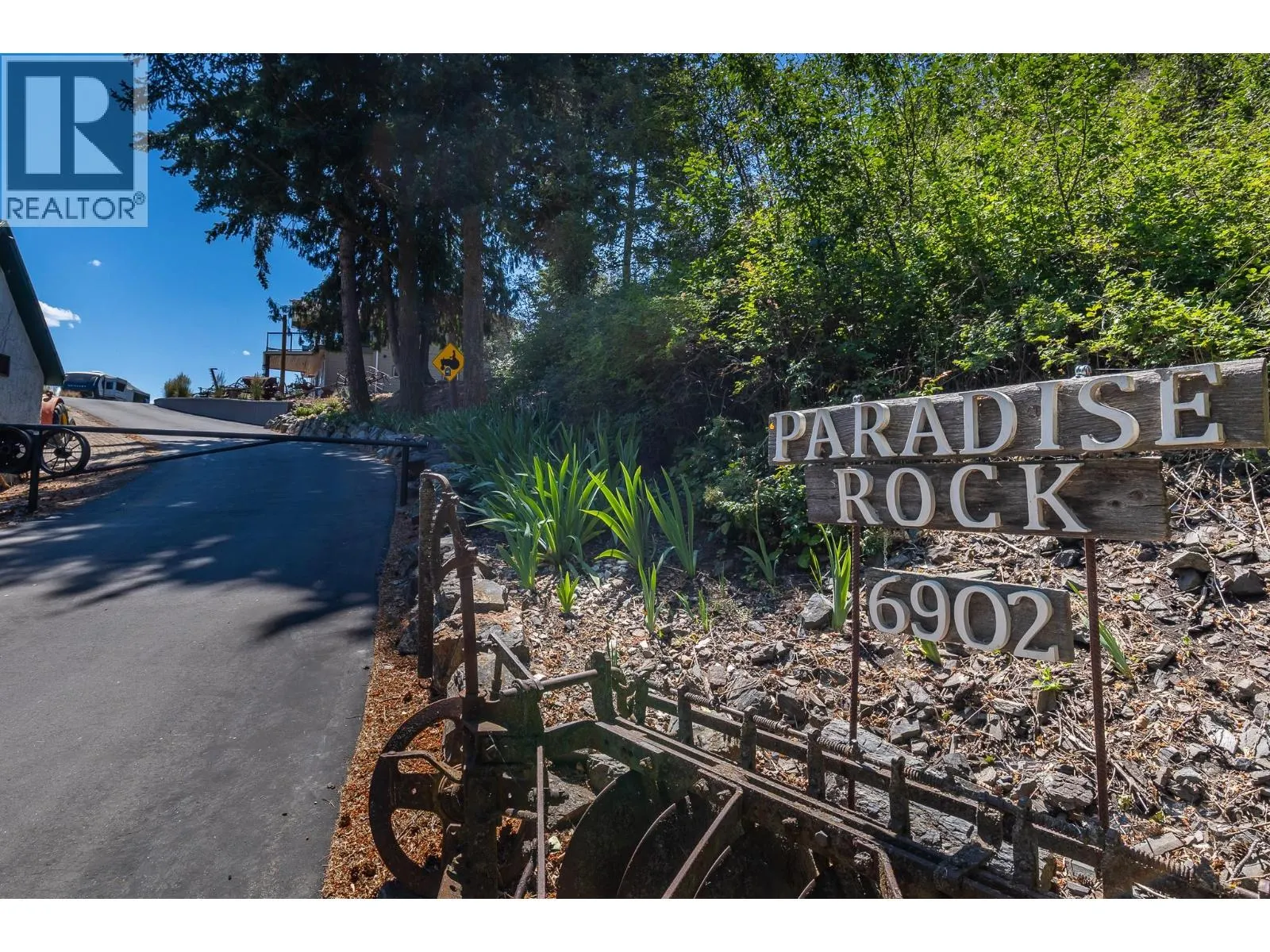 6902 Old Kamloops Road
