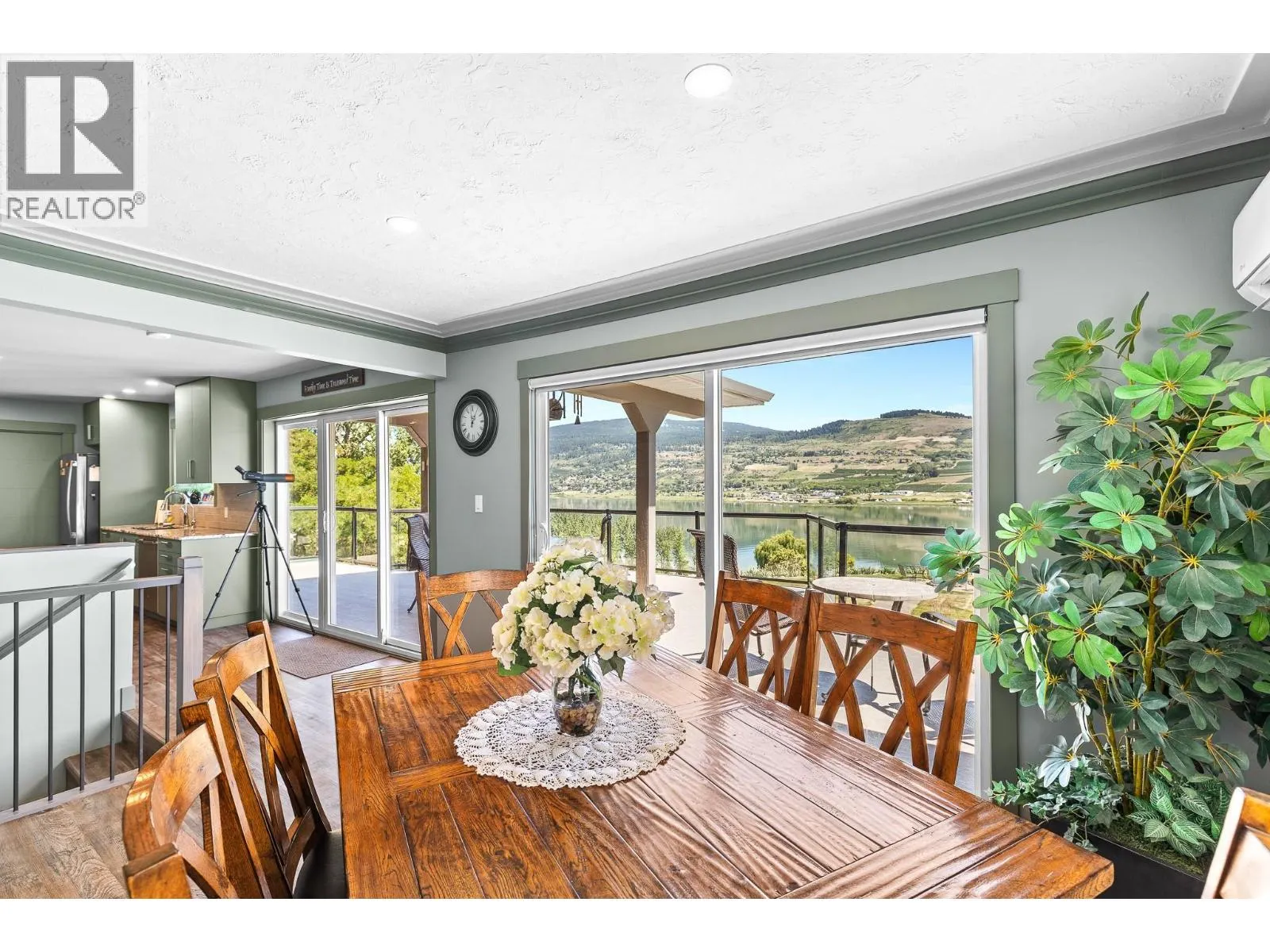 6902 Old Kamloops Road