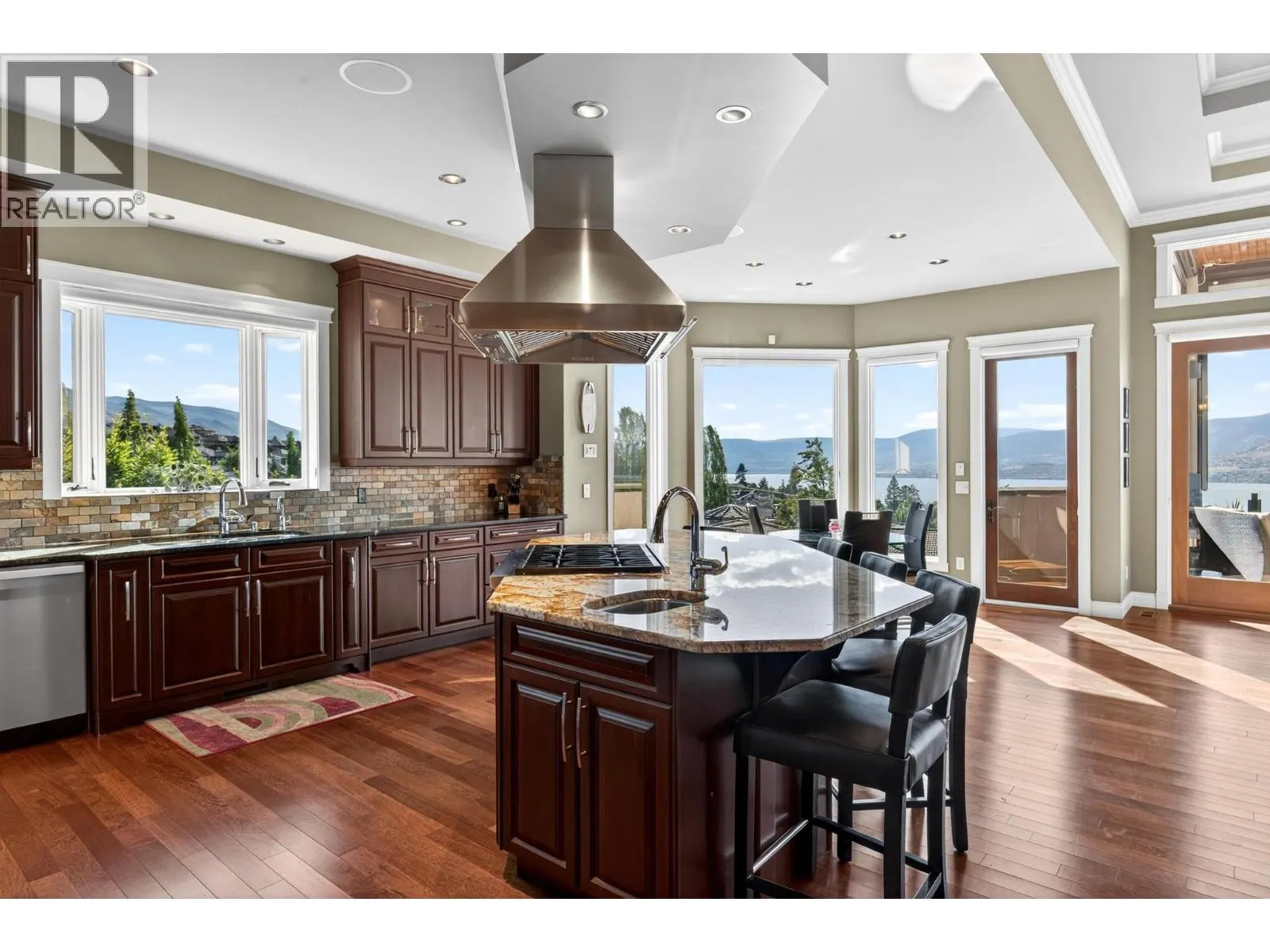 726 Marin Crescent