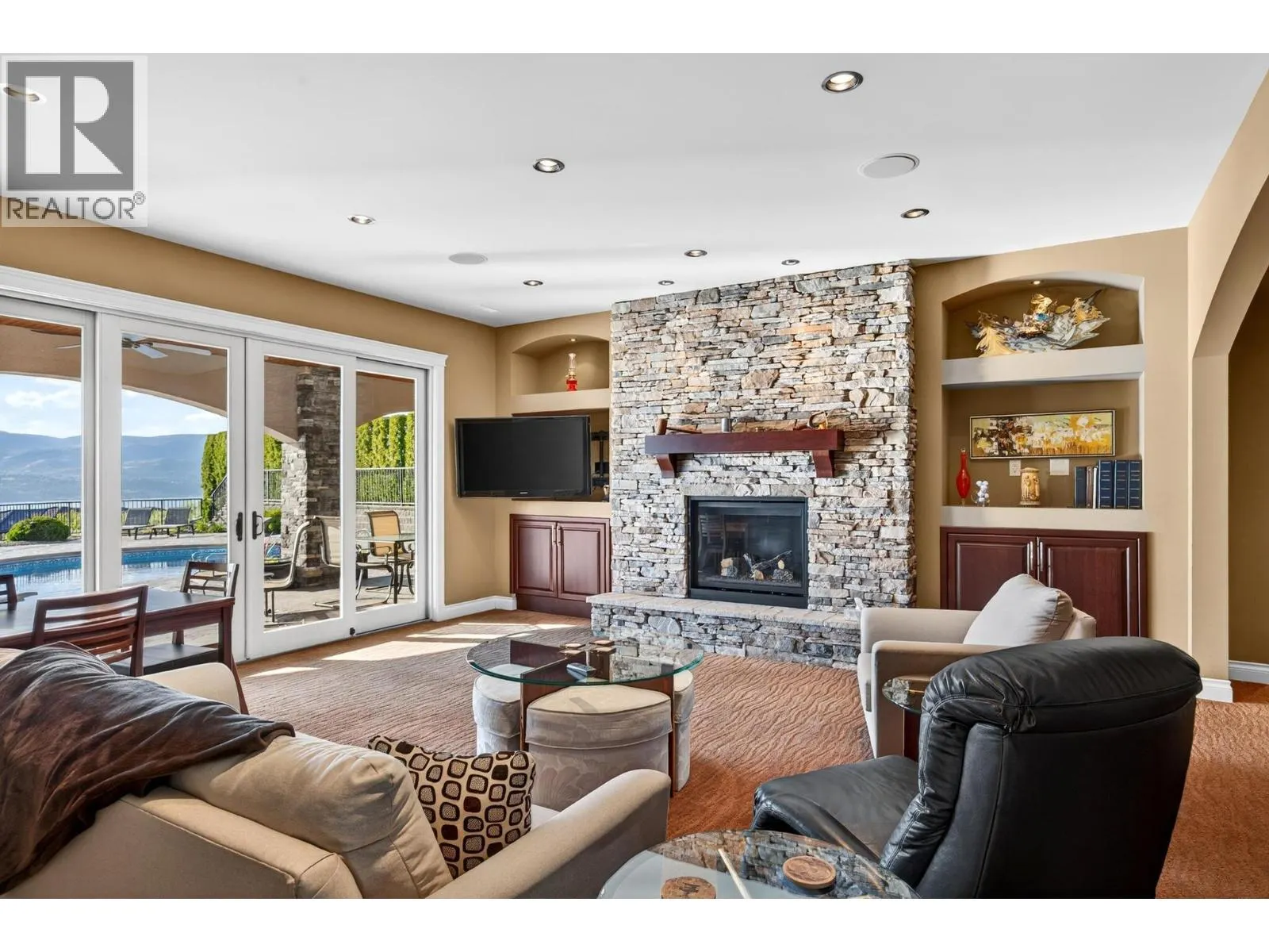 726 Marin Crescent