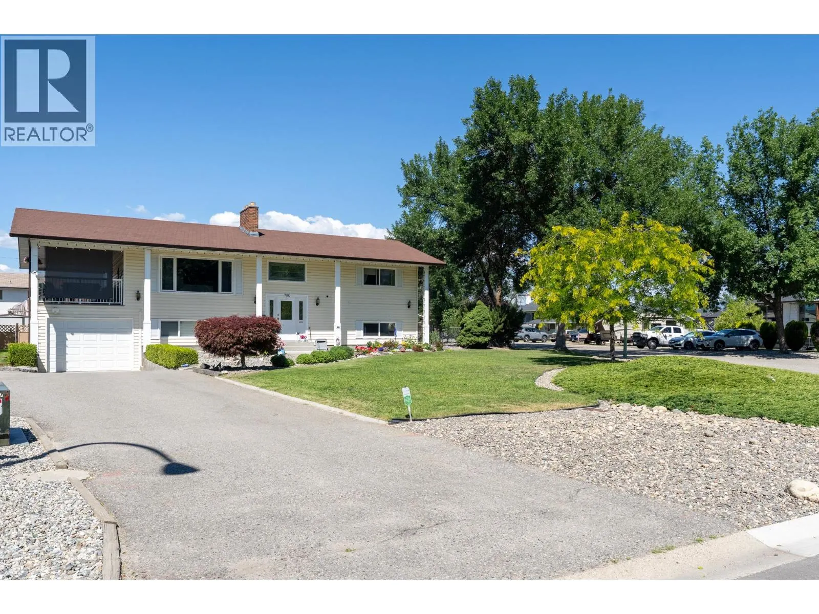780 Princess Court