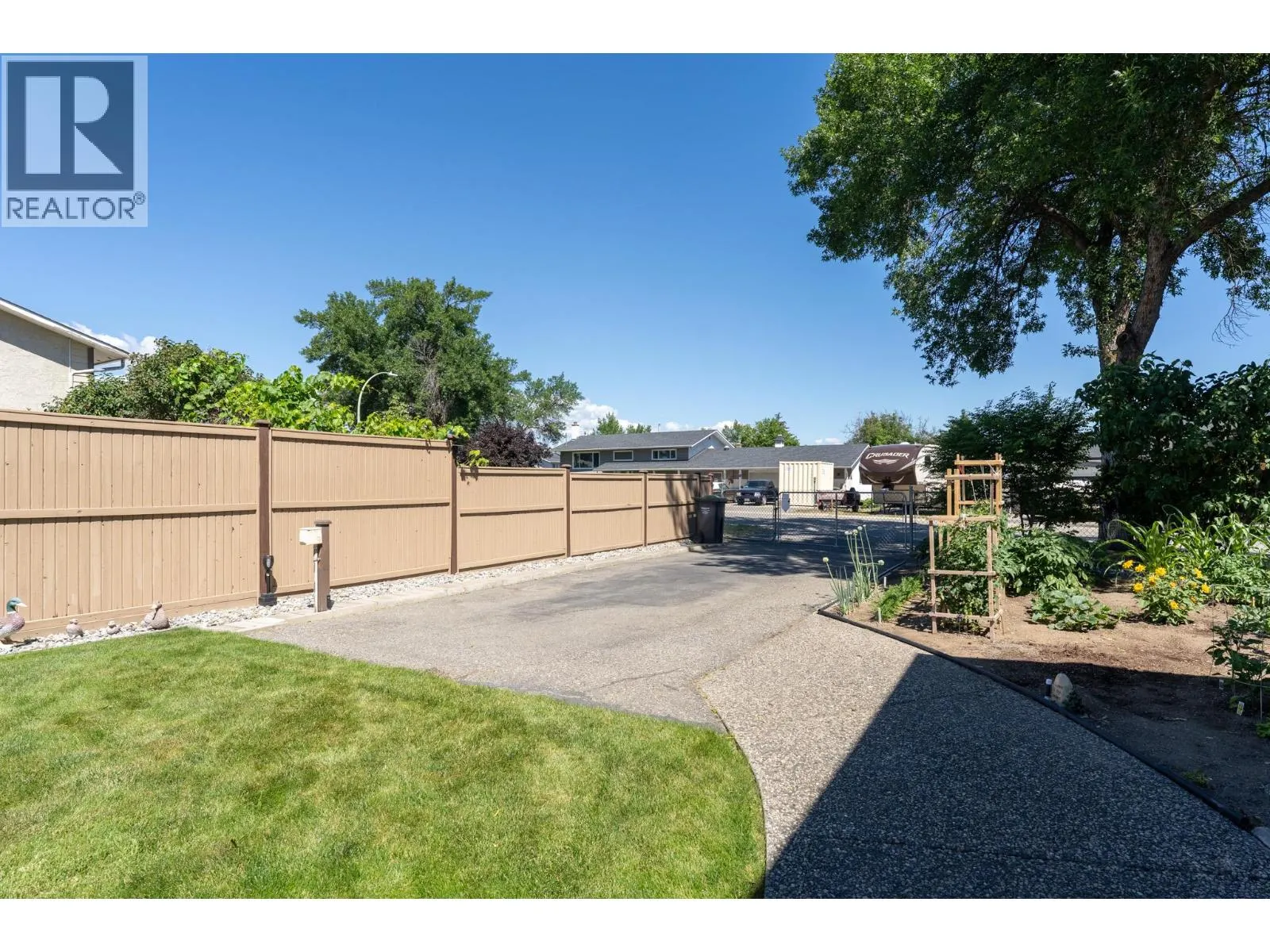 780 Princess Court