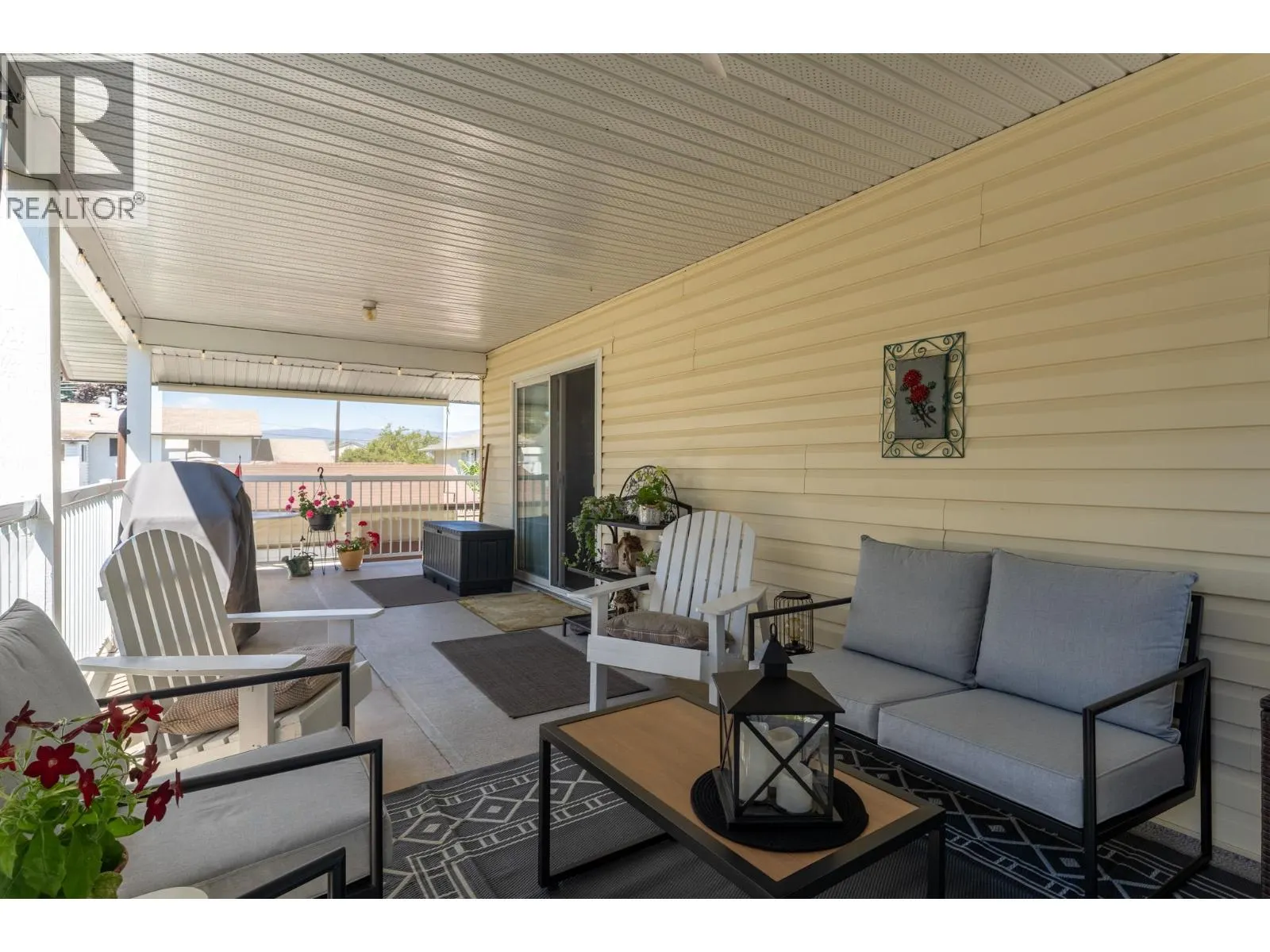 780 Princess Court