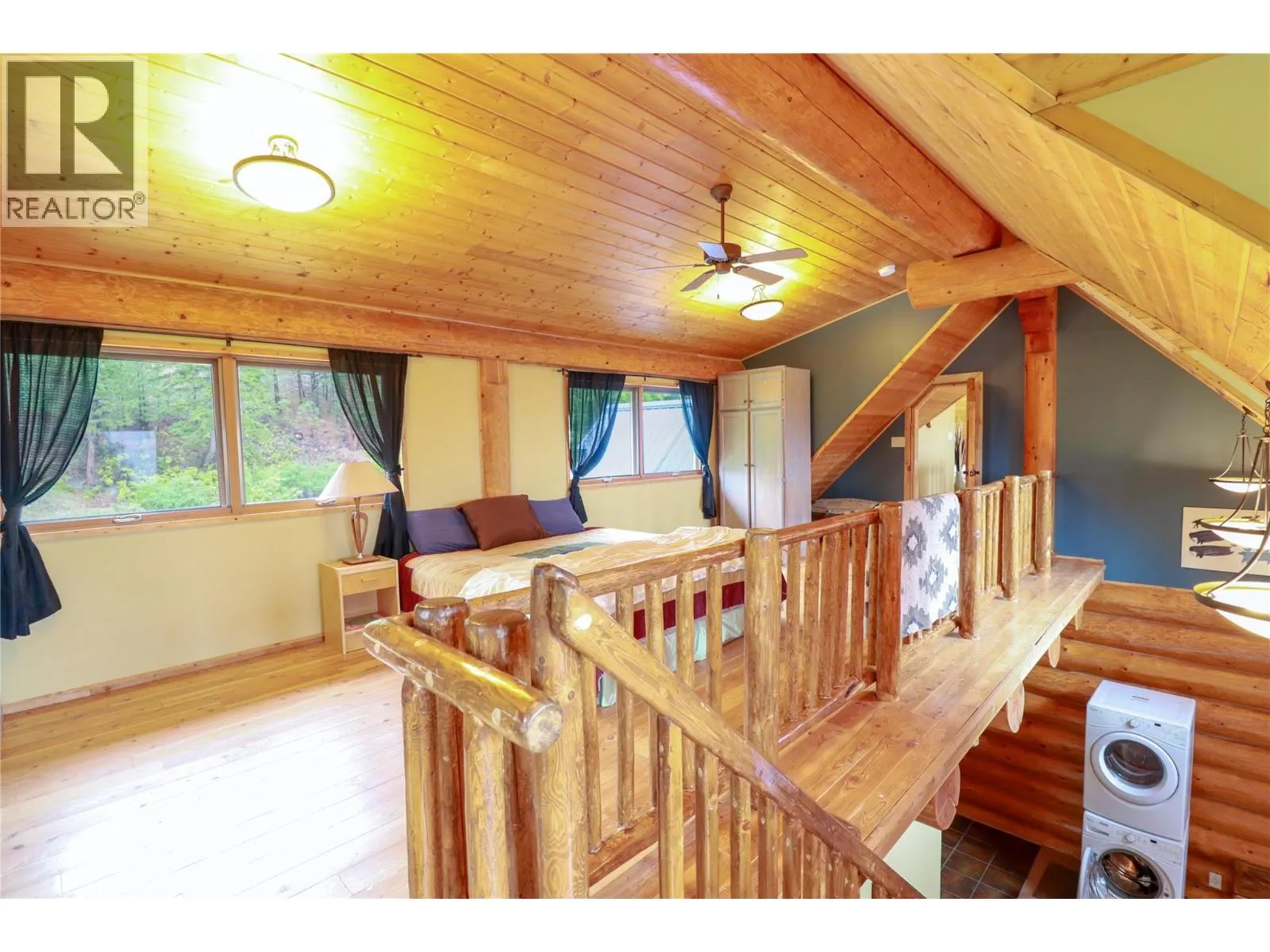3901 Cottonwood Lane