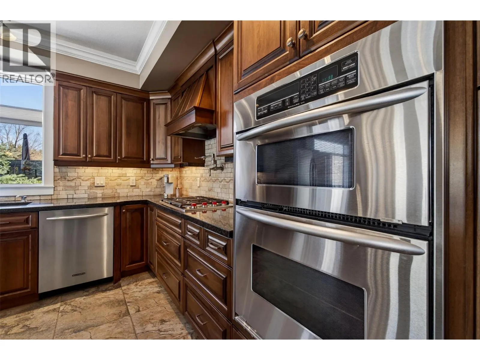 7511 Brooks Lane Unit# 102