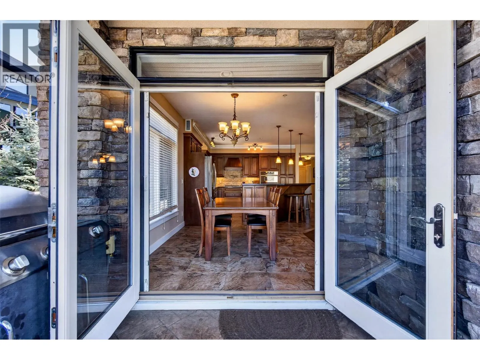 7511 Brooks Lane Unit# 102