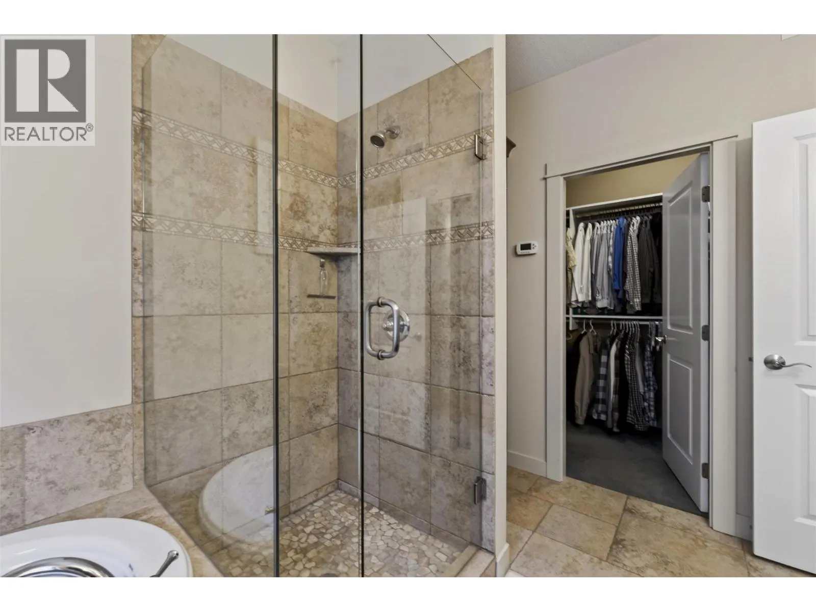 7511 Brooks Lane Unit# 102