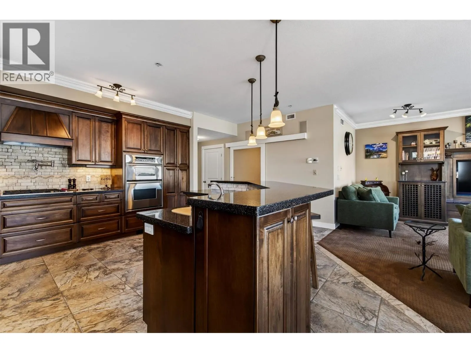 7511 Brooks Lane Unit# 102