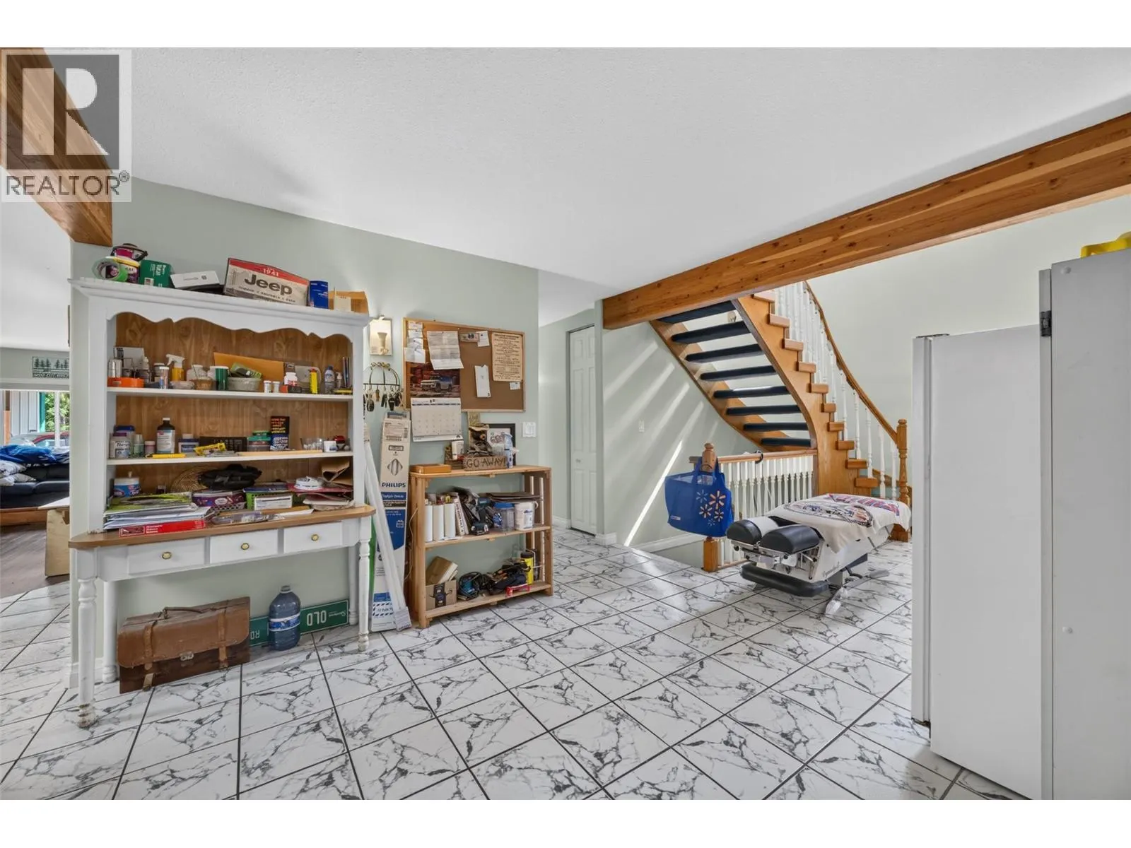 5364 Shaw Road