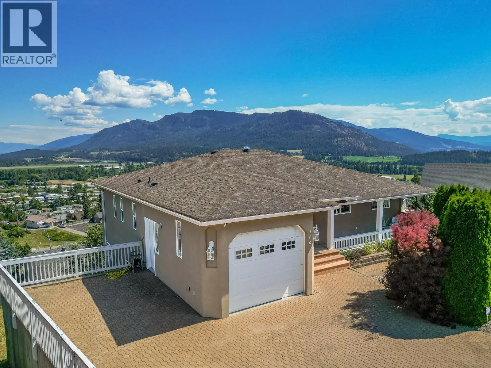 109 Revel Crescent