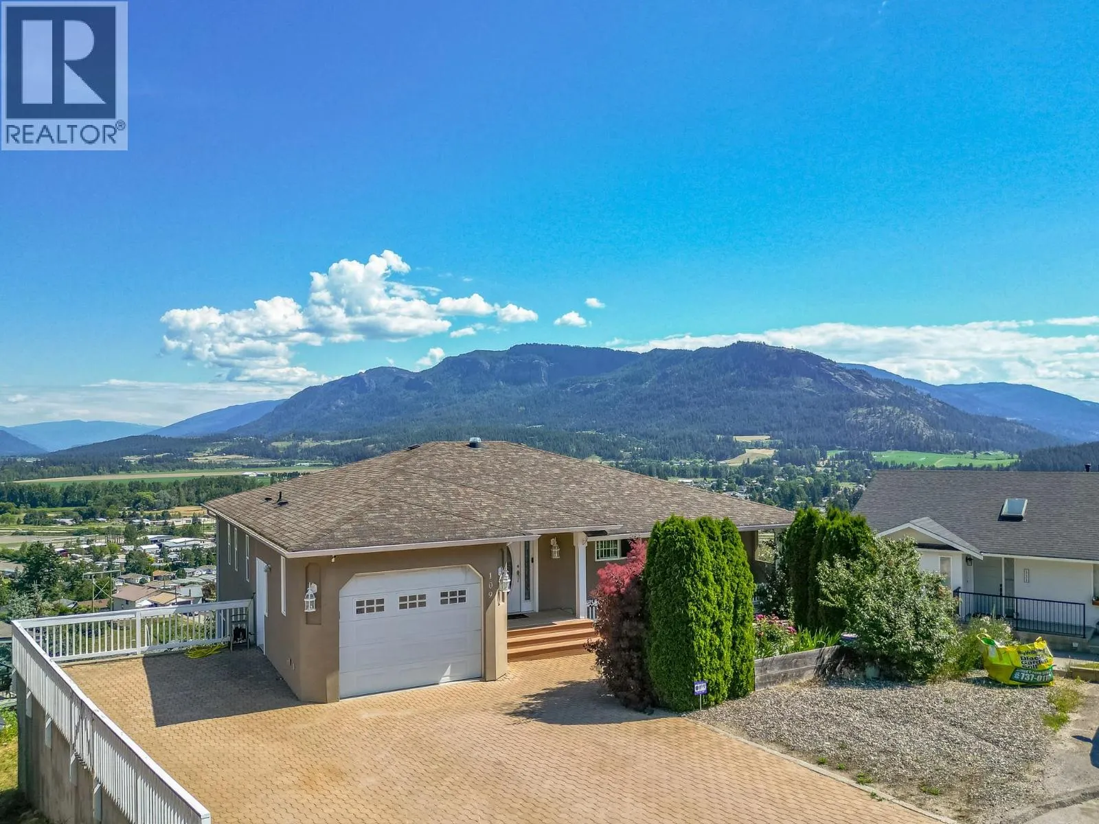 109 Revel Crescent