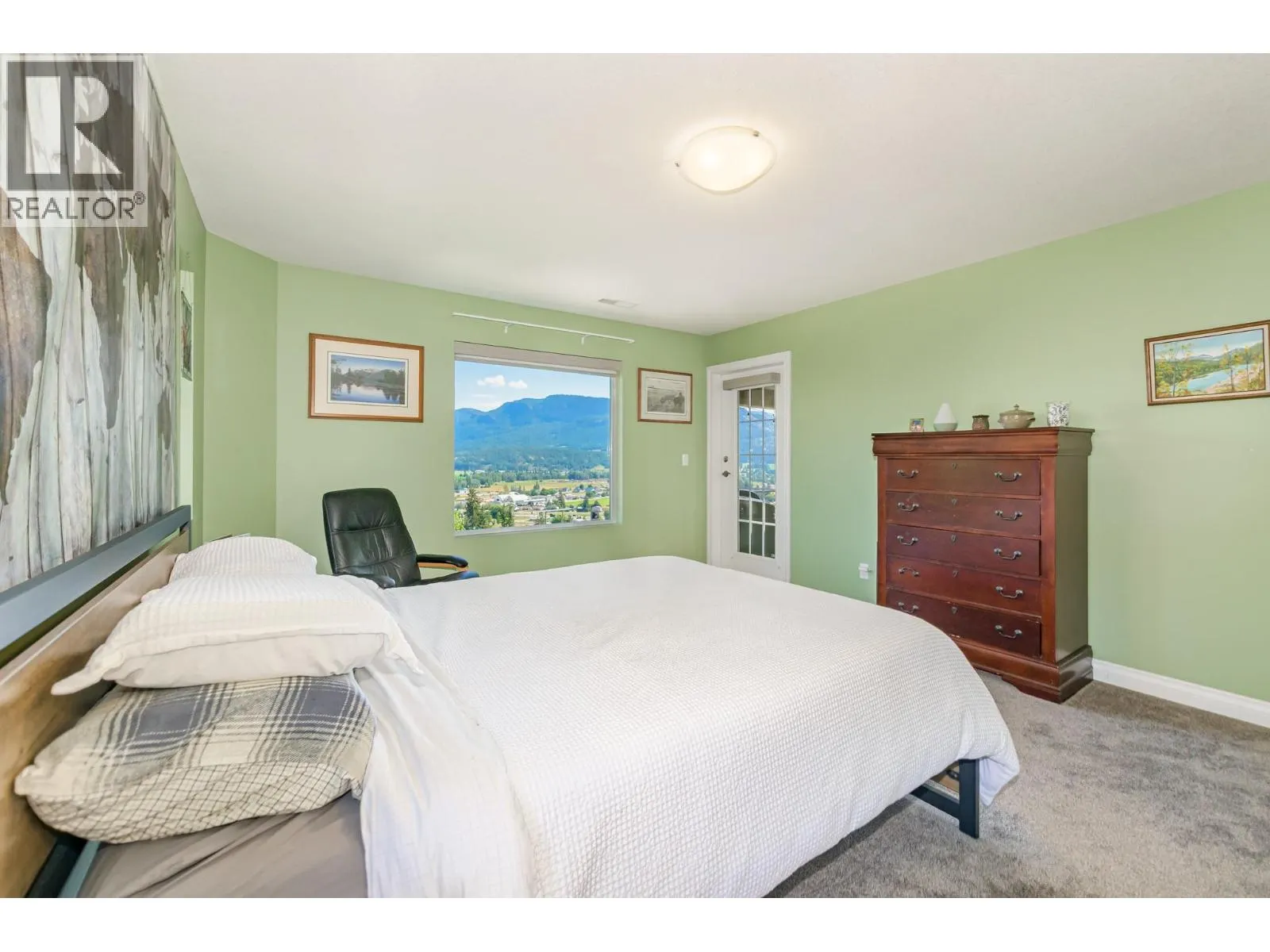 109 Revel Crescent