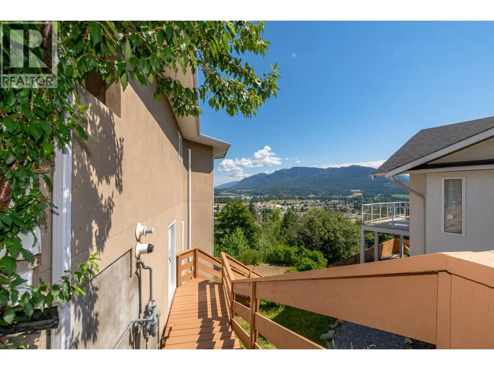 109 Revel Crescent