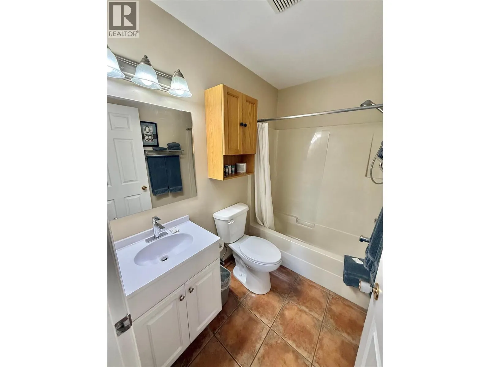 7310 Main Street Unit# 208