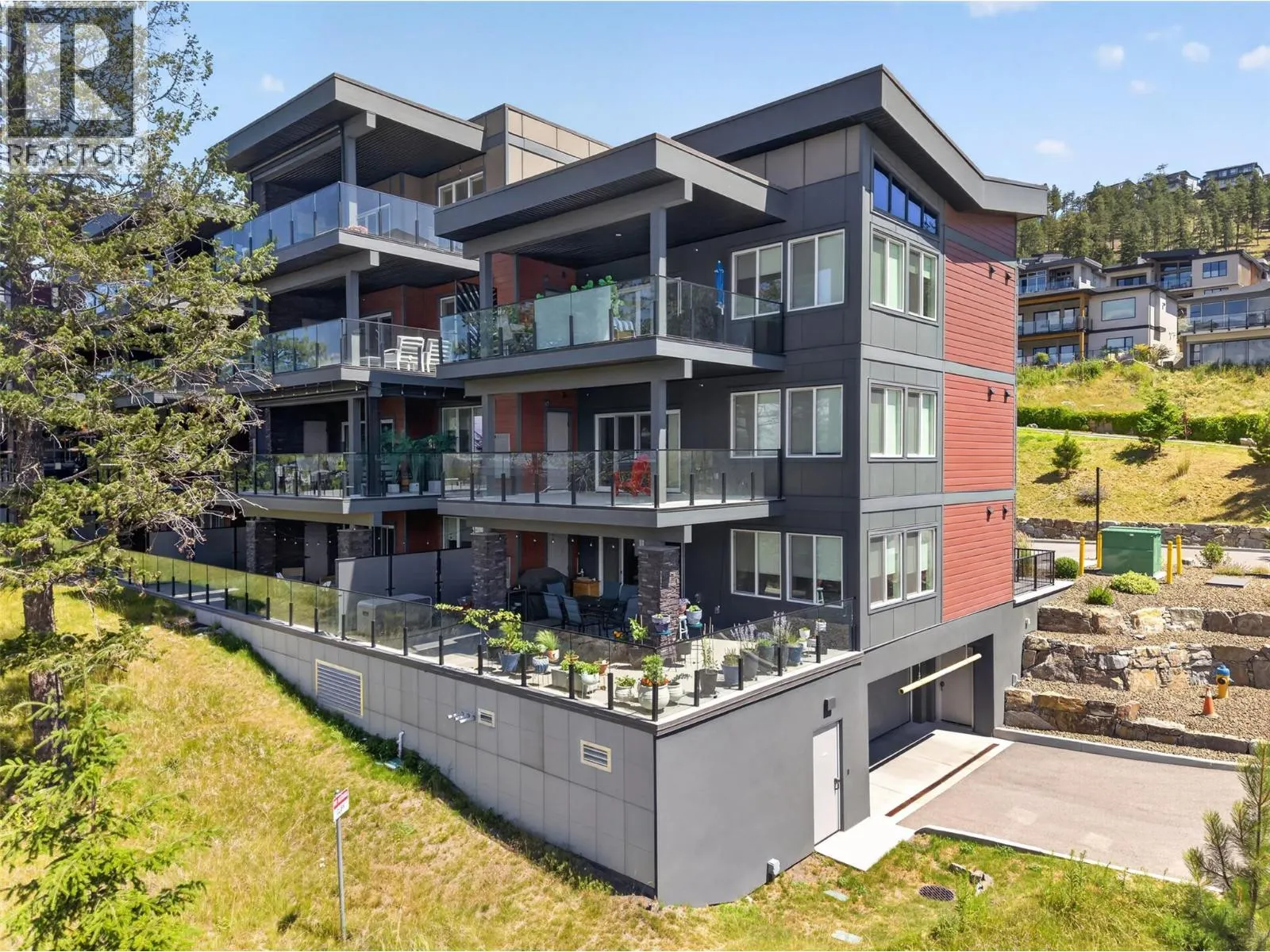 3434 Mckinley Beach Drive Unit# 101