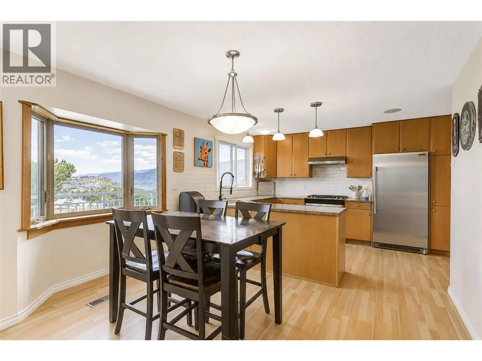 2139 Amundsen Road