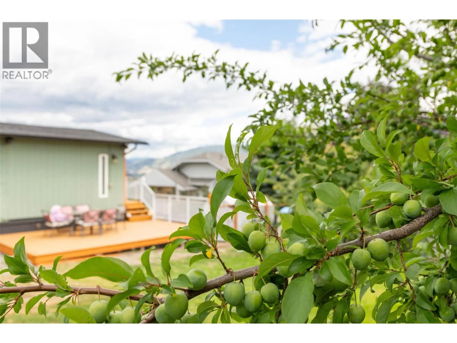 2139 Amundsen Road